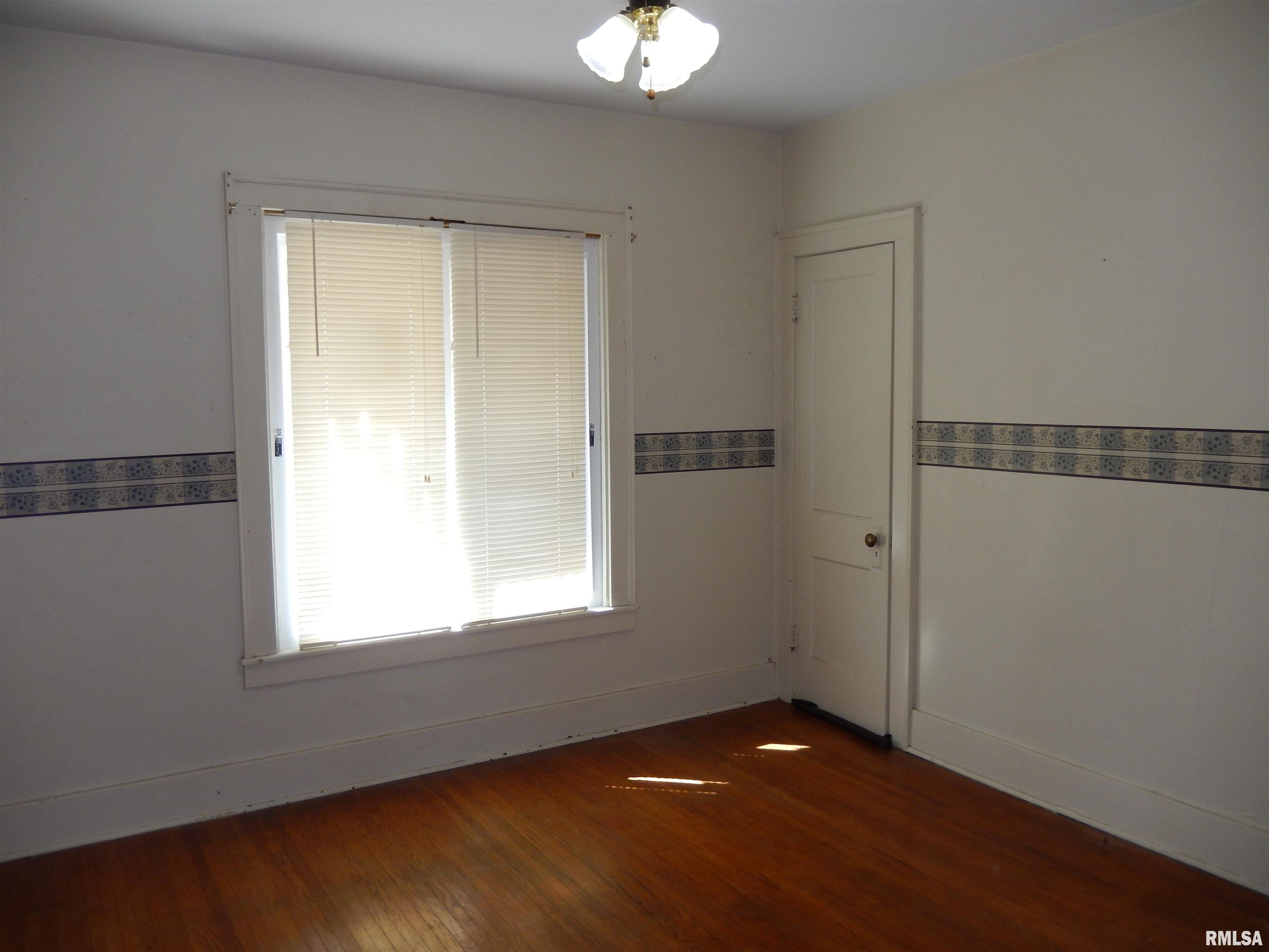 120 W Adams Street, Macomb, Illinois image 25