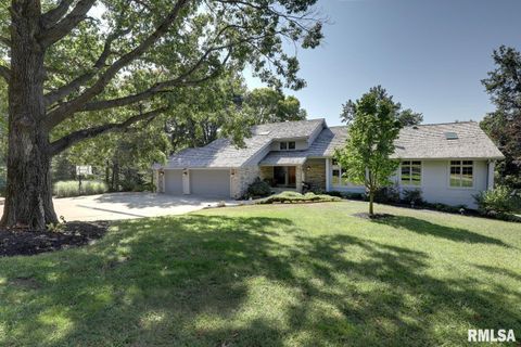 Apartment For Sale - 100 S Quail Walk Road<br/> Macomb, IL 61455