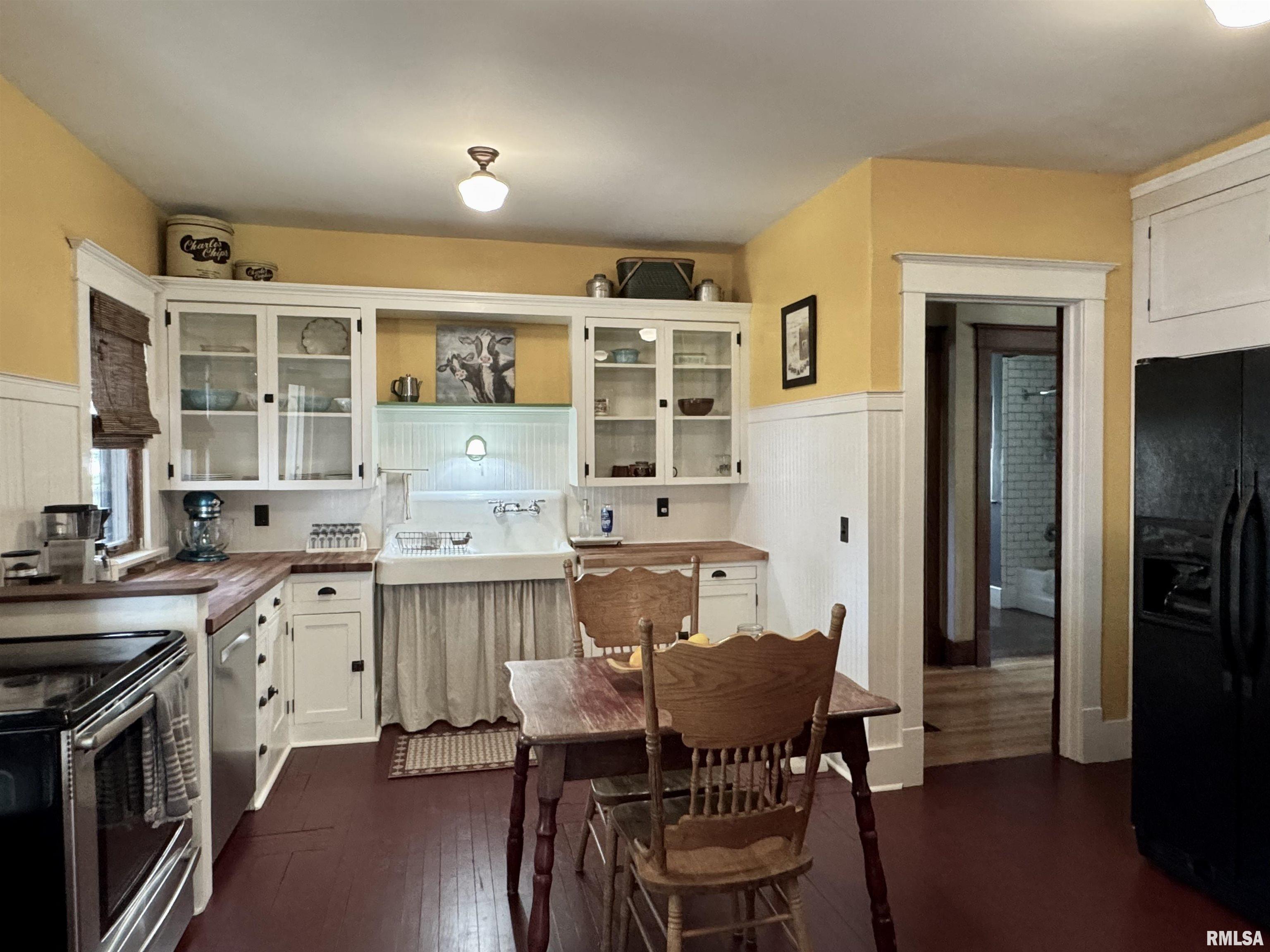 107 N Burson Street, Yates City, Illinois image 16