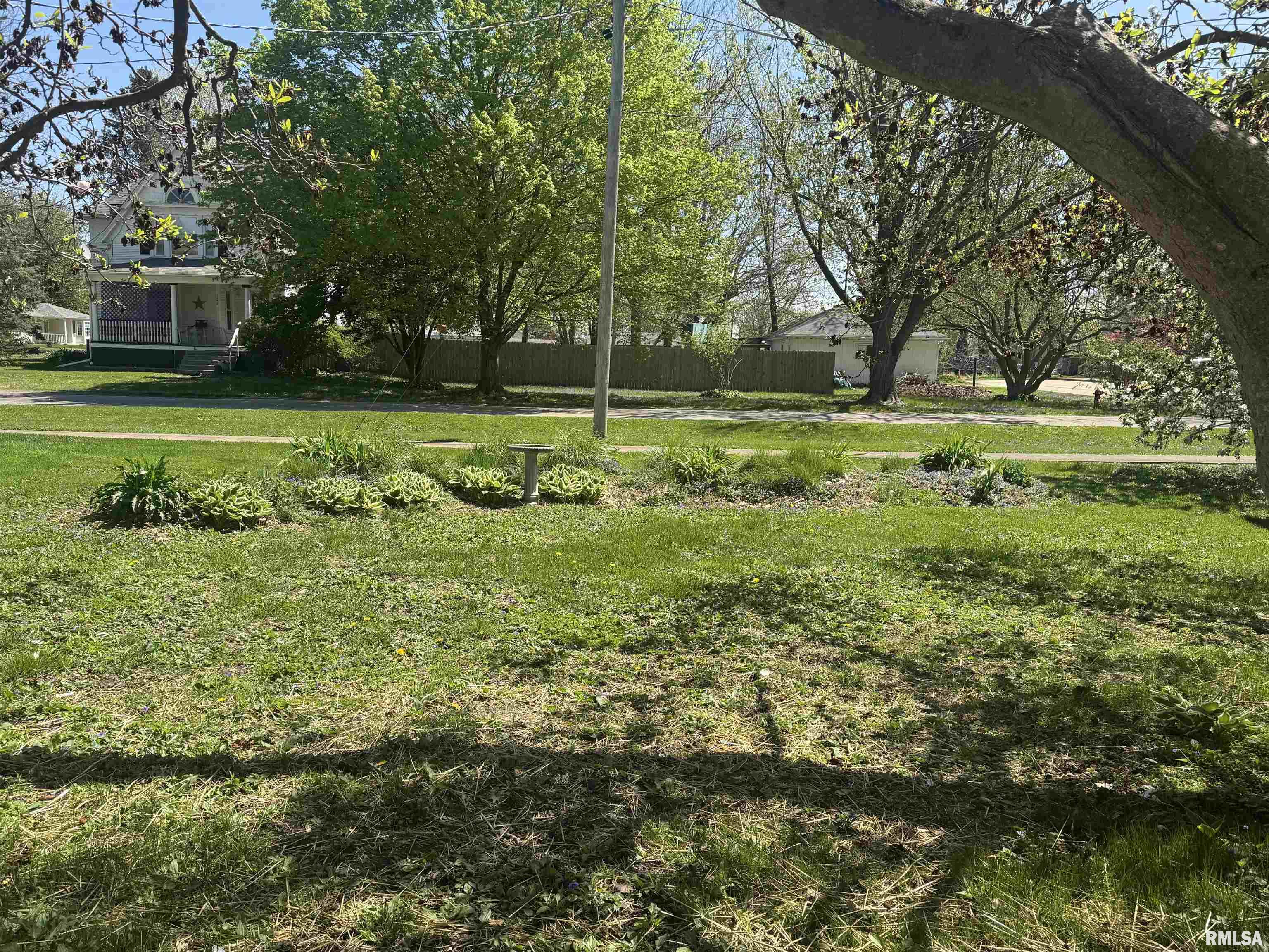107 N Burson Street, Yates City, Illinois image 37