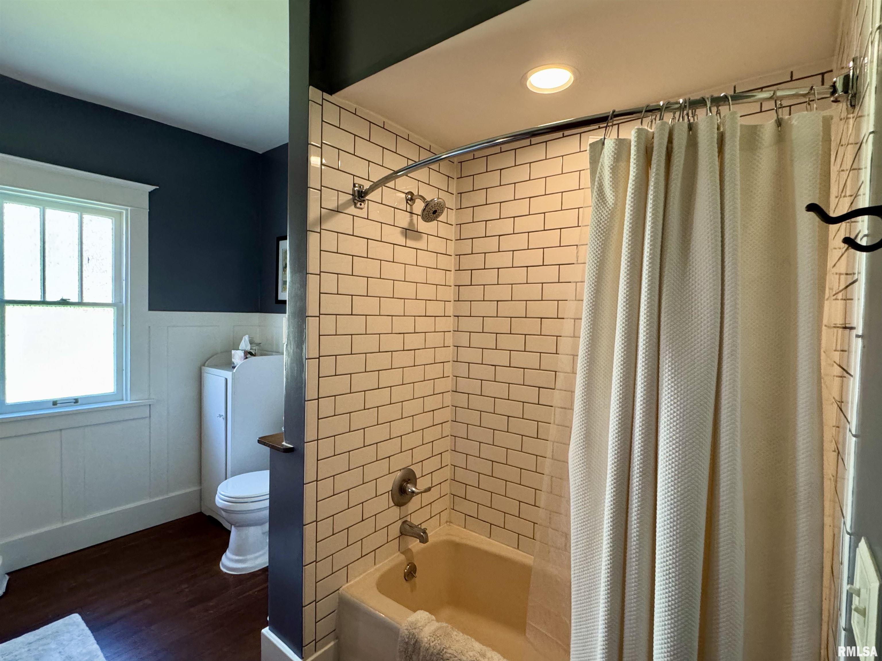 107 N Burson Street, Yates City, Illinois image 20