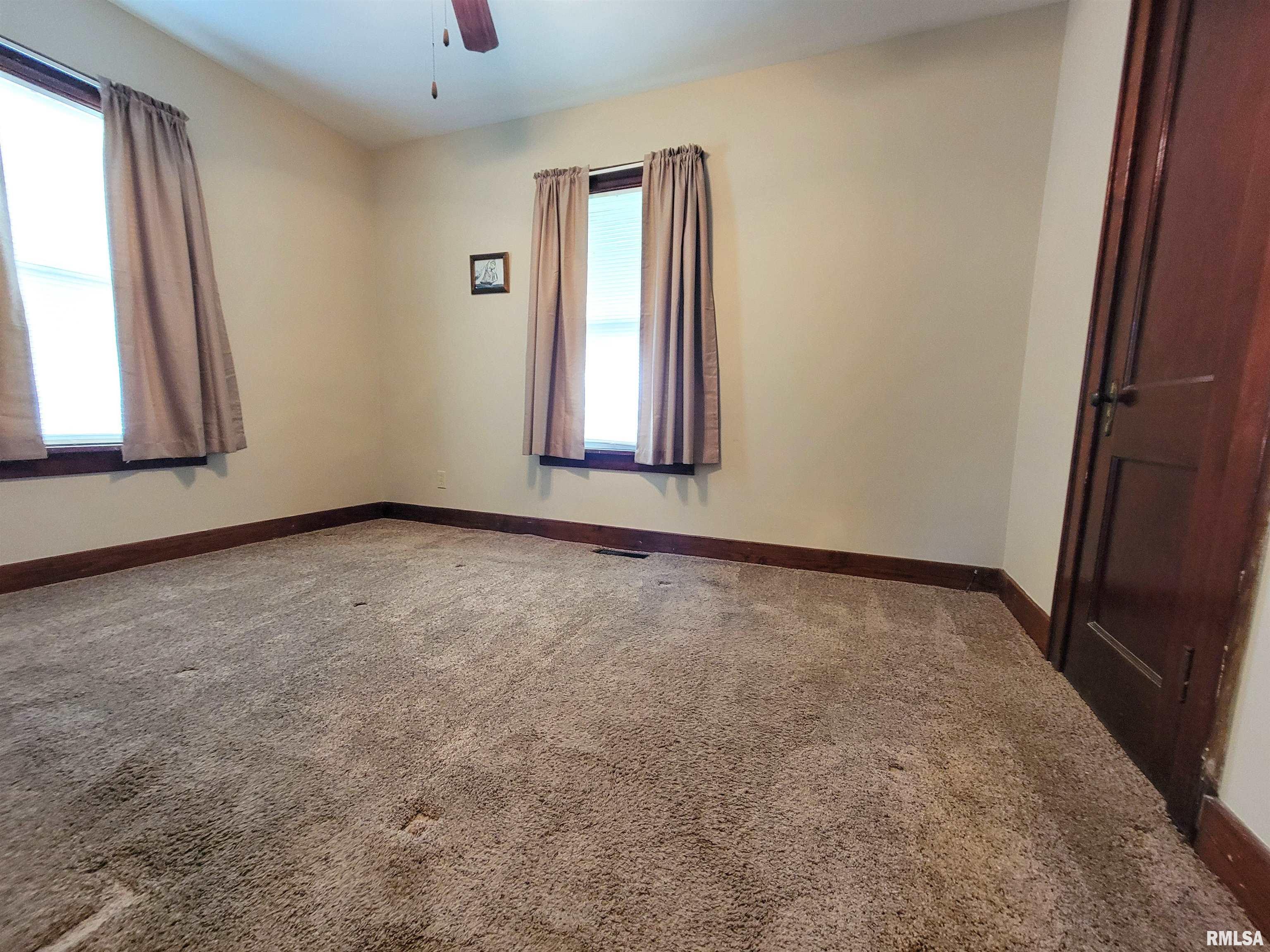 439 Fair Avenue, Flora, Illinois image 30