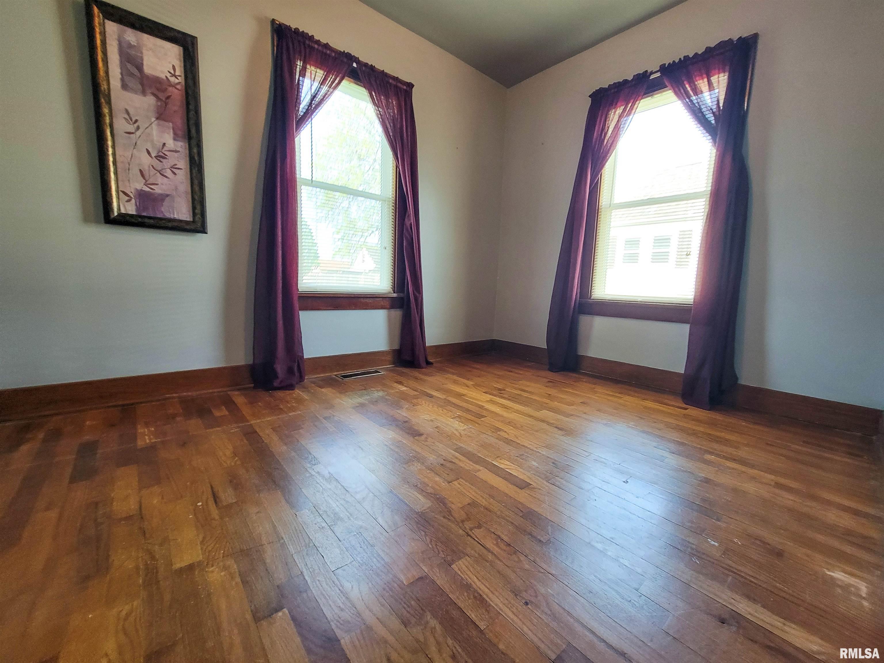 439 Fair Avenue, Flora, Illinois image 32