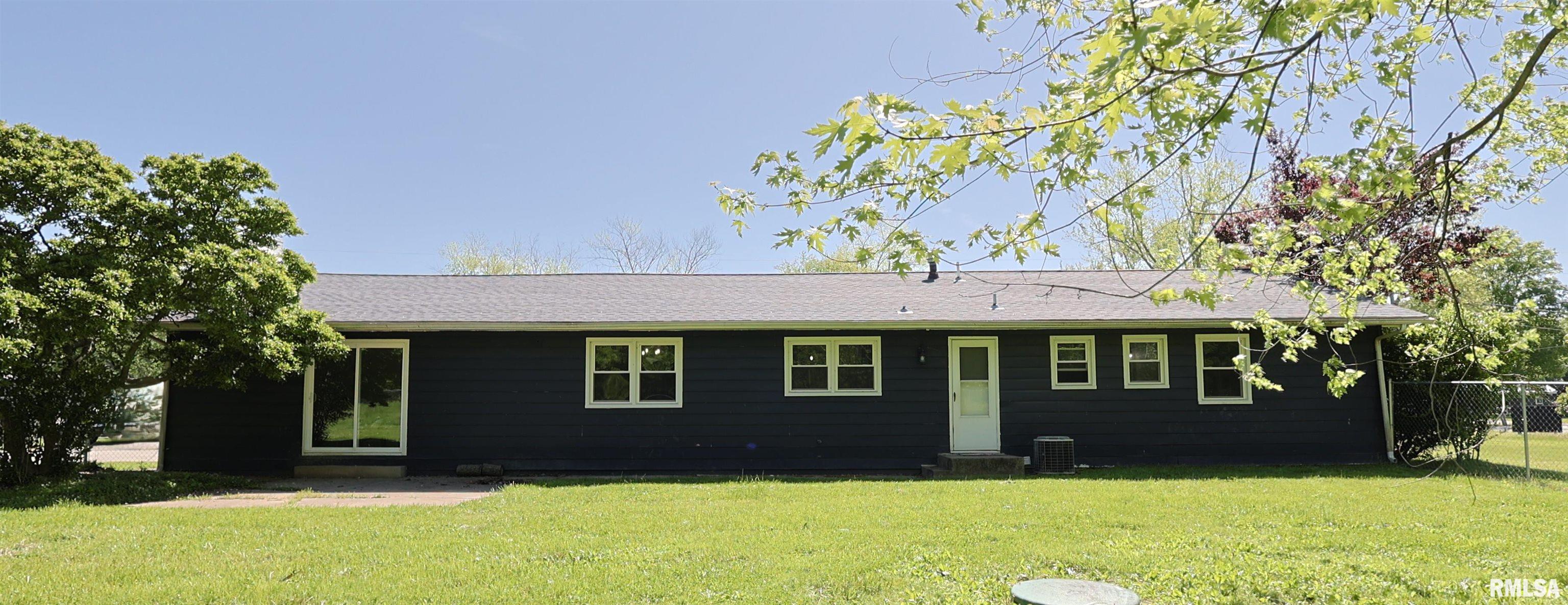 4229 Radio Tower Road, Salem, Illinois image 18
