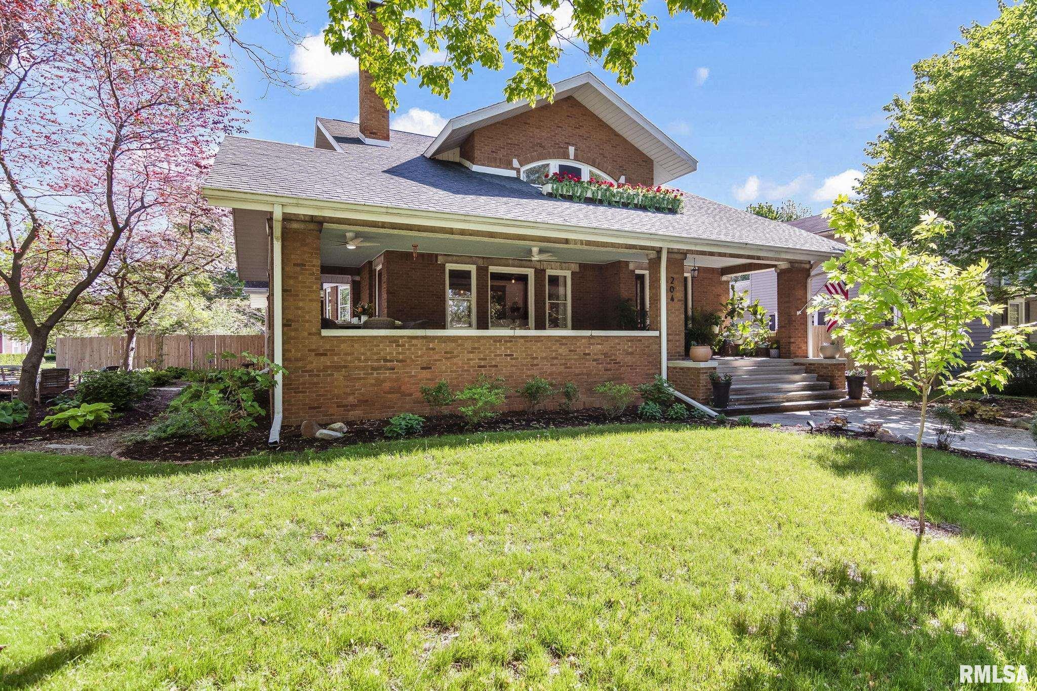 204 Tremont Street, Lincoln, Illinois image 2