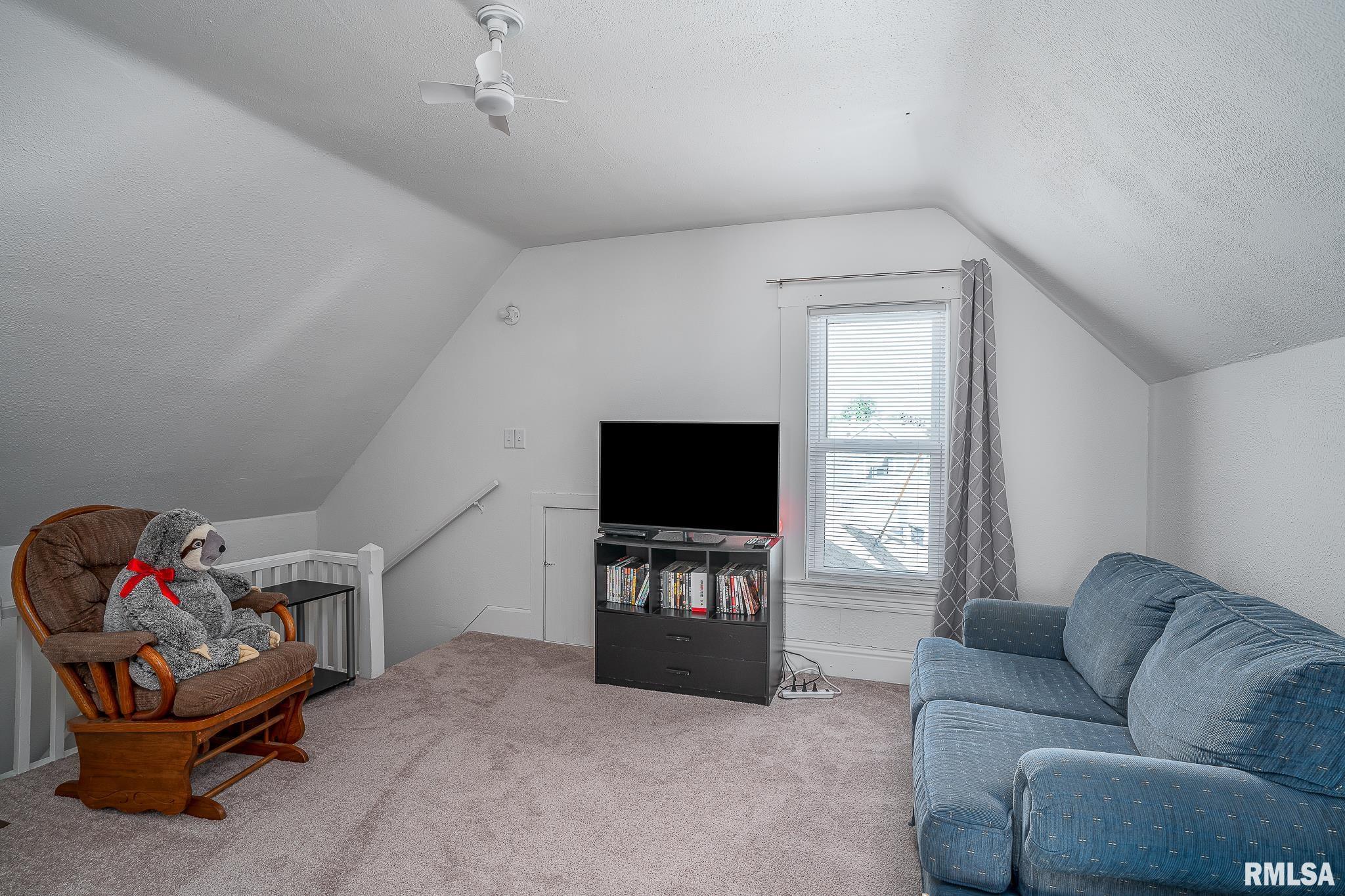 2612 7th Street, Moline, Illinois image 17