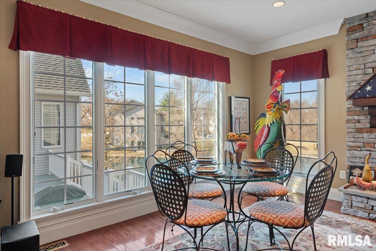 4 Fox Point, Rochester, Illinois image 26