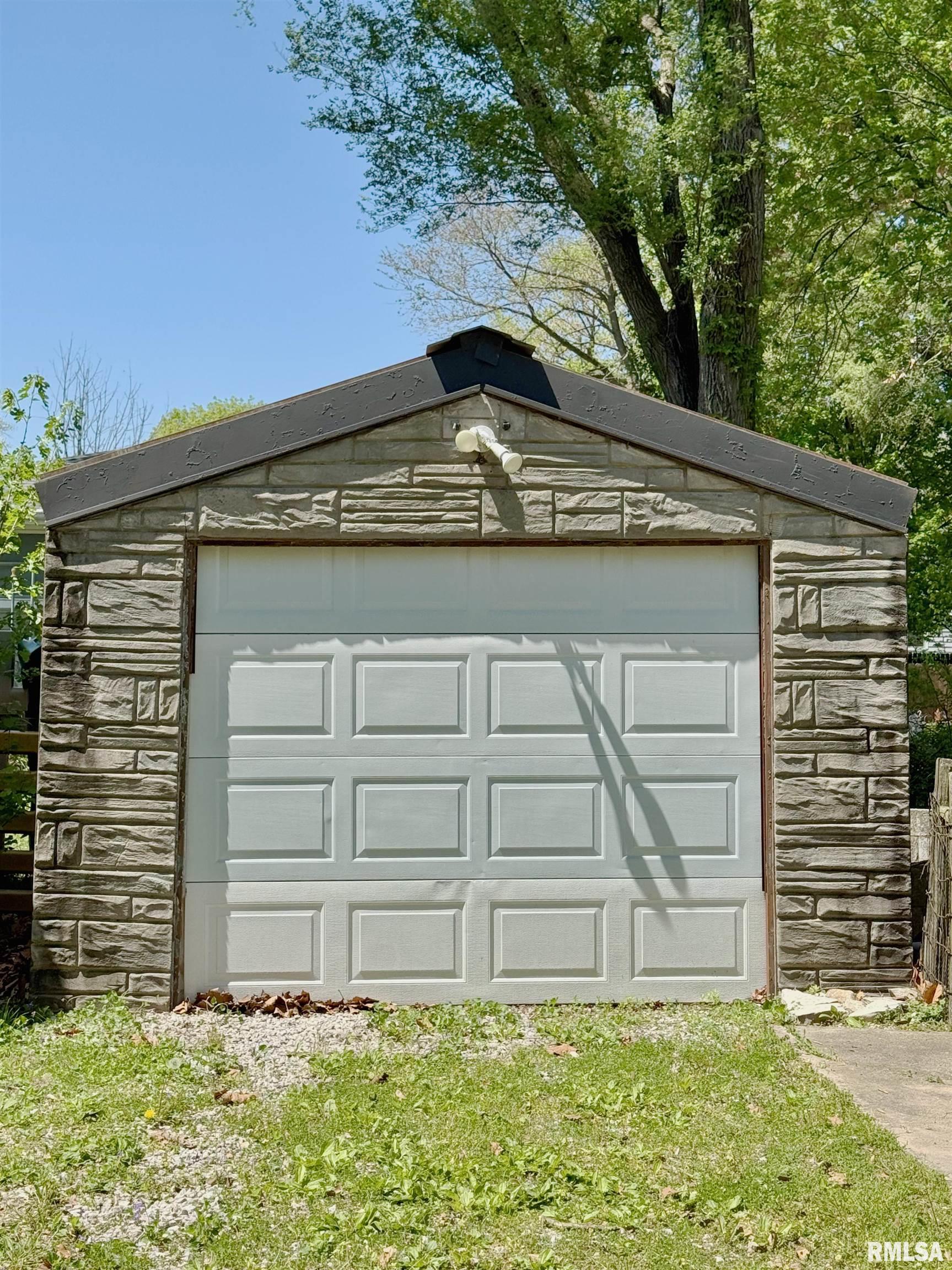 729 N Swords Avenue, West Peoria, Illinois image 18