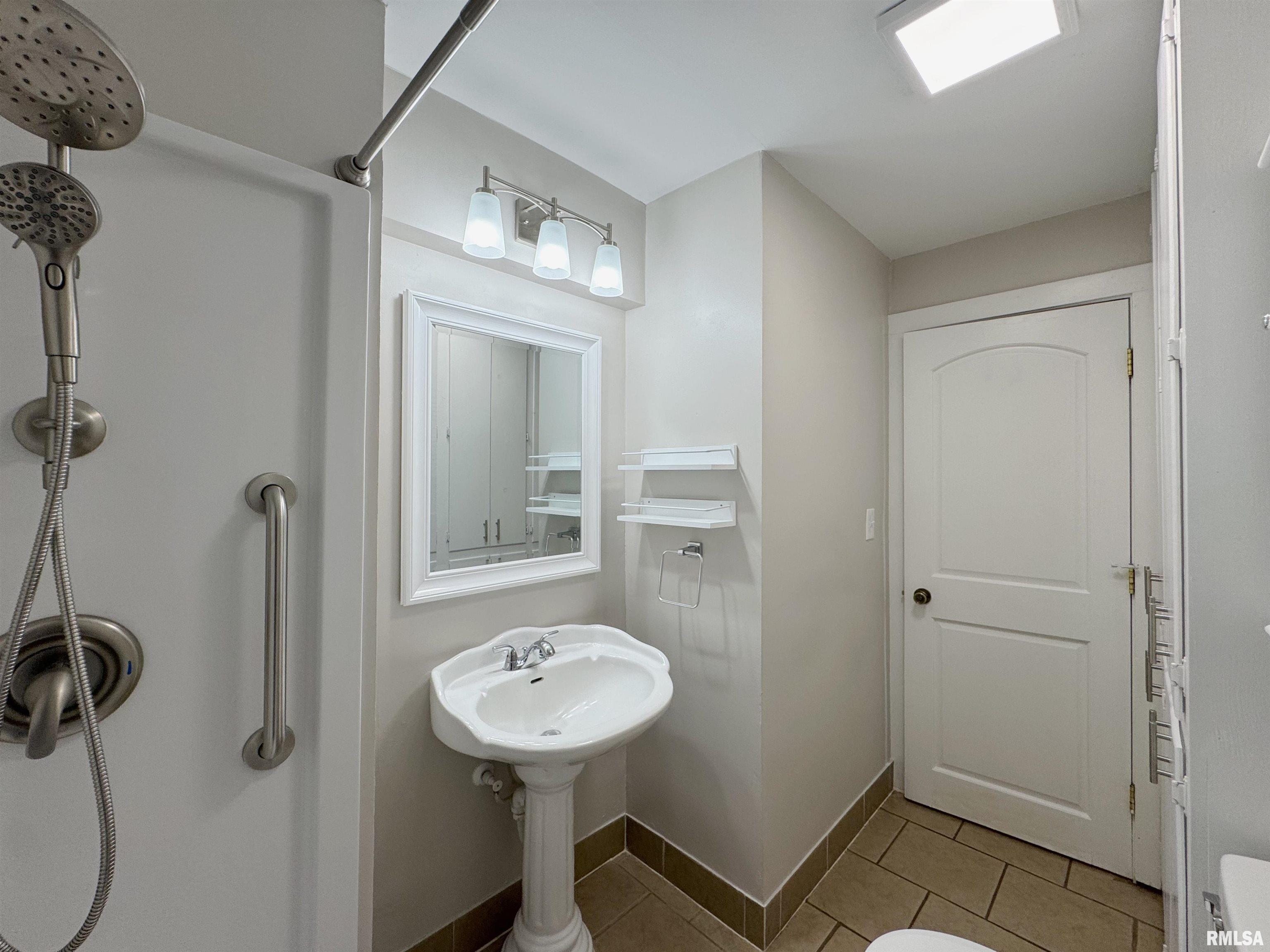 729 N Swords Avenue, West Peoria, Illinois image 14