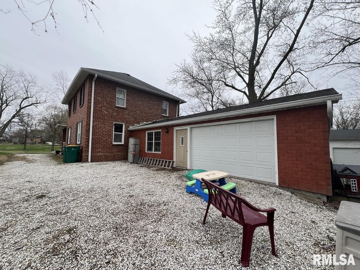 822 S Mcarthur Street, Macomb, Illinois image 3