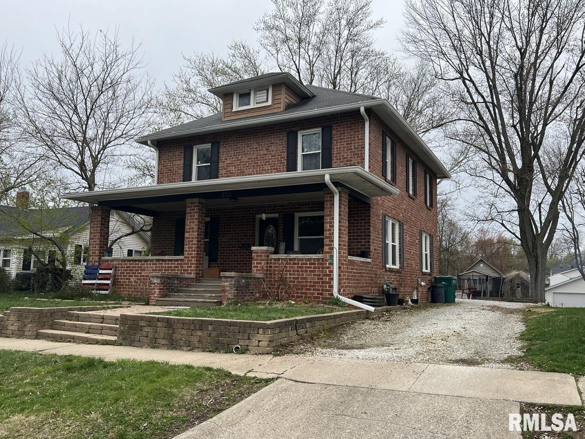 822 S Mcarthur Street, Macomb, Illinois image 1