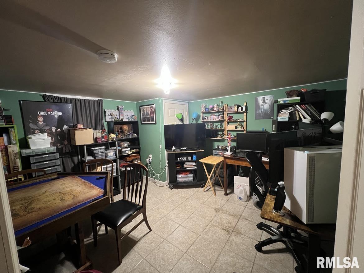 822 S Mcarthur Street, Macomb, Illinois image 32