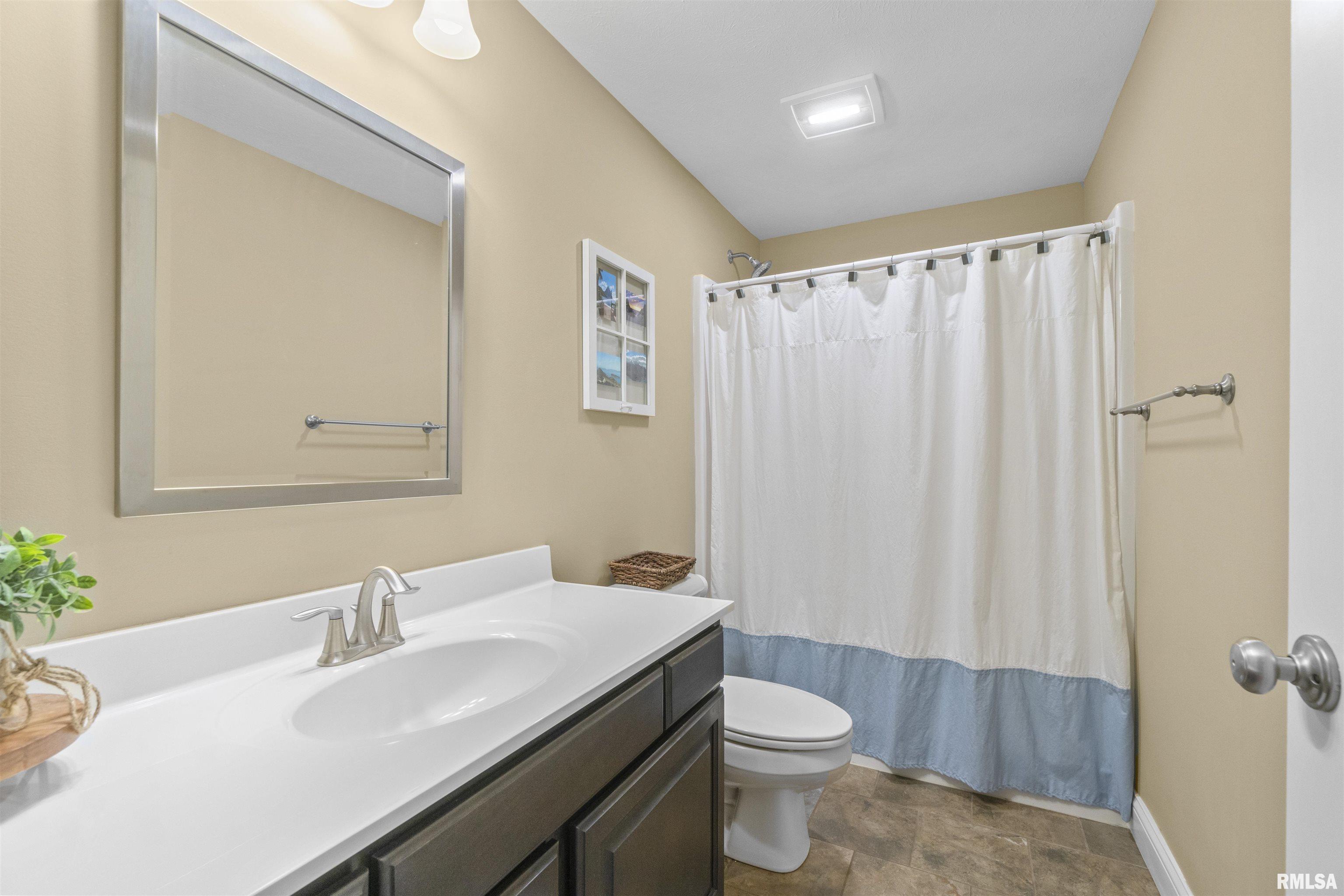 6402 W Callahan Court, Edwards, Illinois image 32