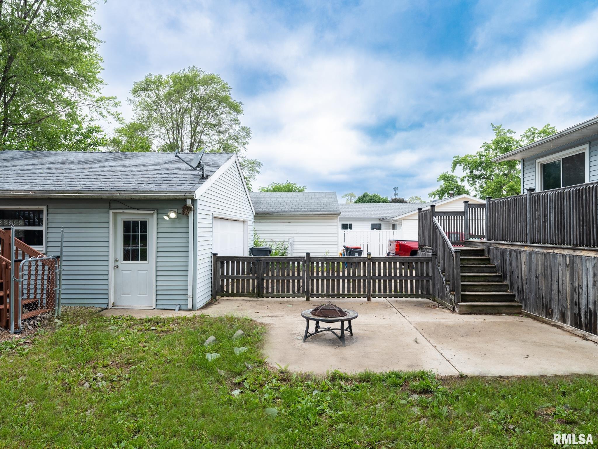 2004 Westgate Drive, Pekin, Illinois image 6