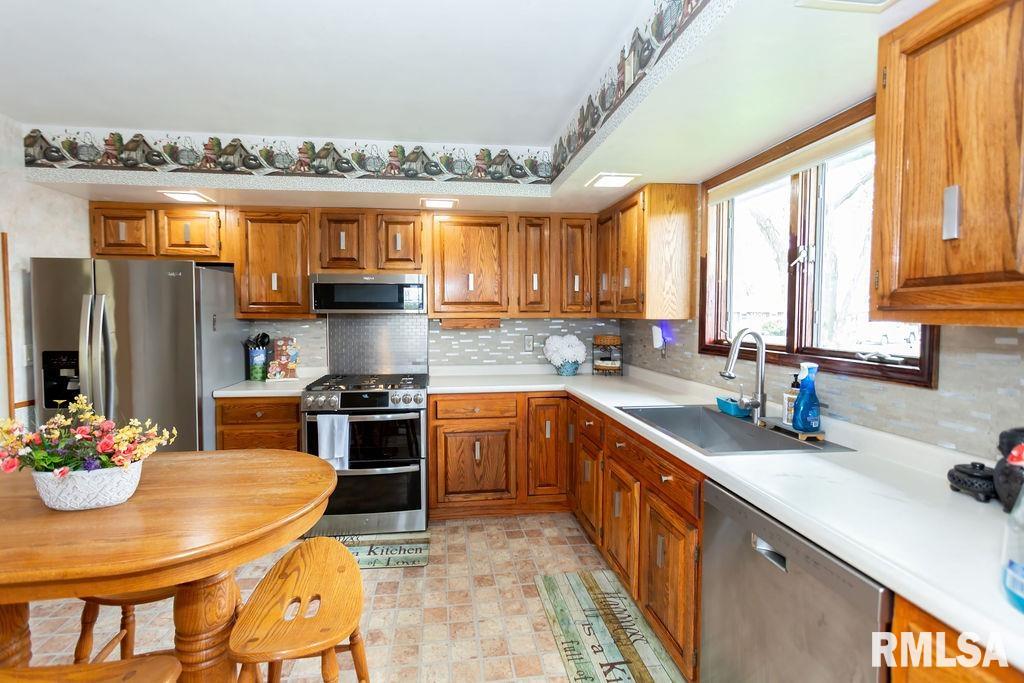 410 W Belaire Court, Goodfield, Illinois image 19