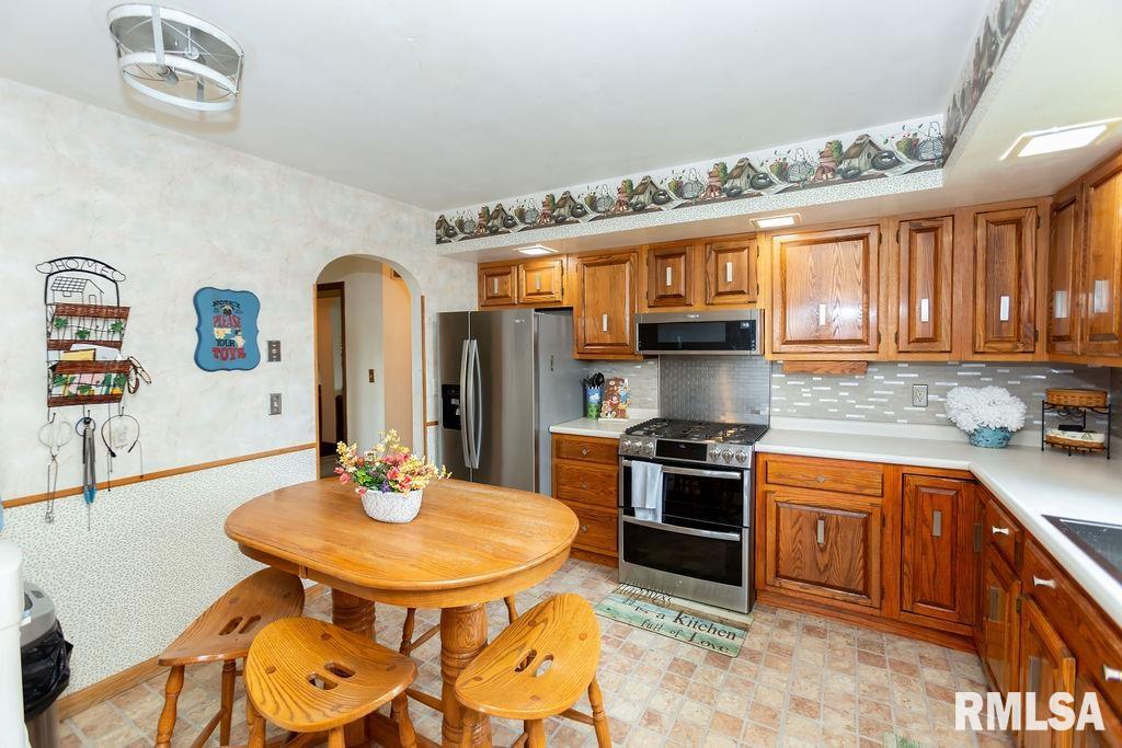 410 W Belaire Court, Goodfield, Illinois image 18