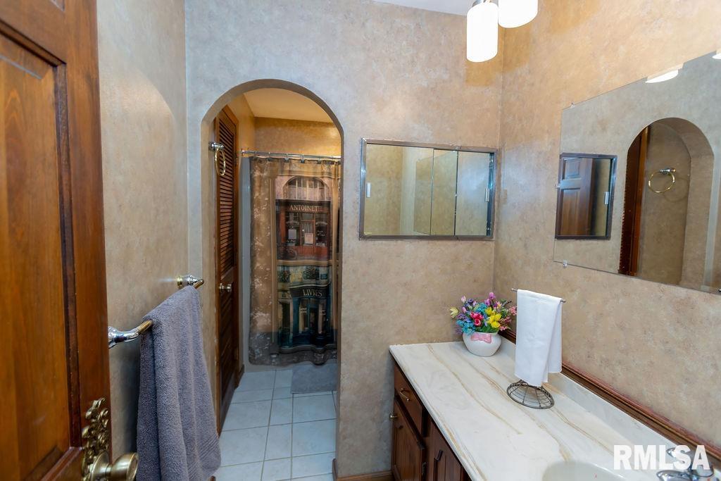 410 W Belaire Court, Goodfield, Illinois image 23