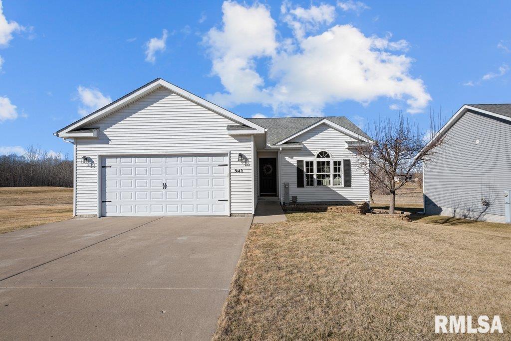 941 W 5th Avenue, Andalusia, Illinois image 1