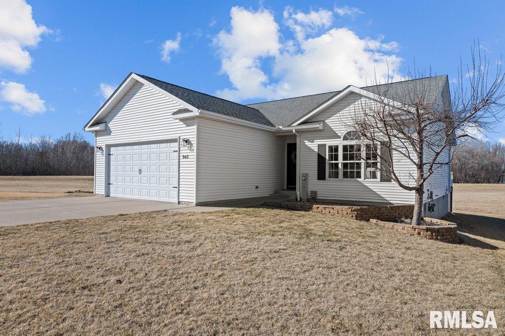 941 W 5th Avenue, Andalusia, Illinois image 2