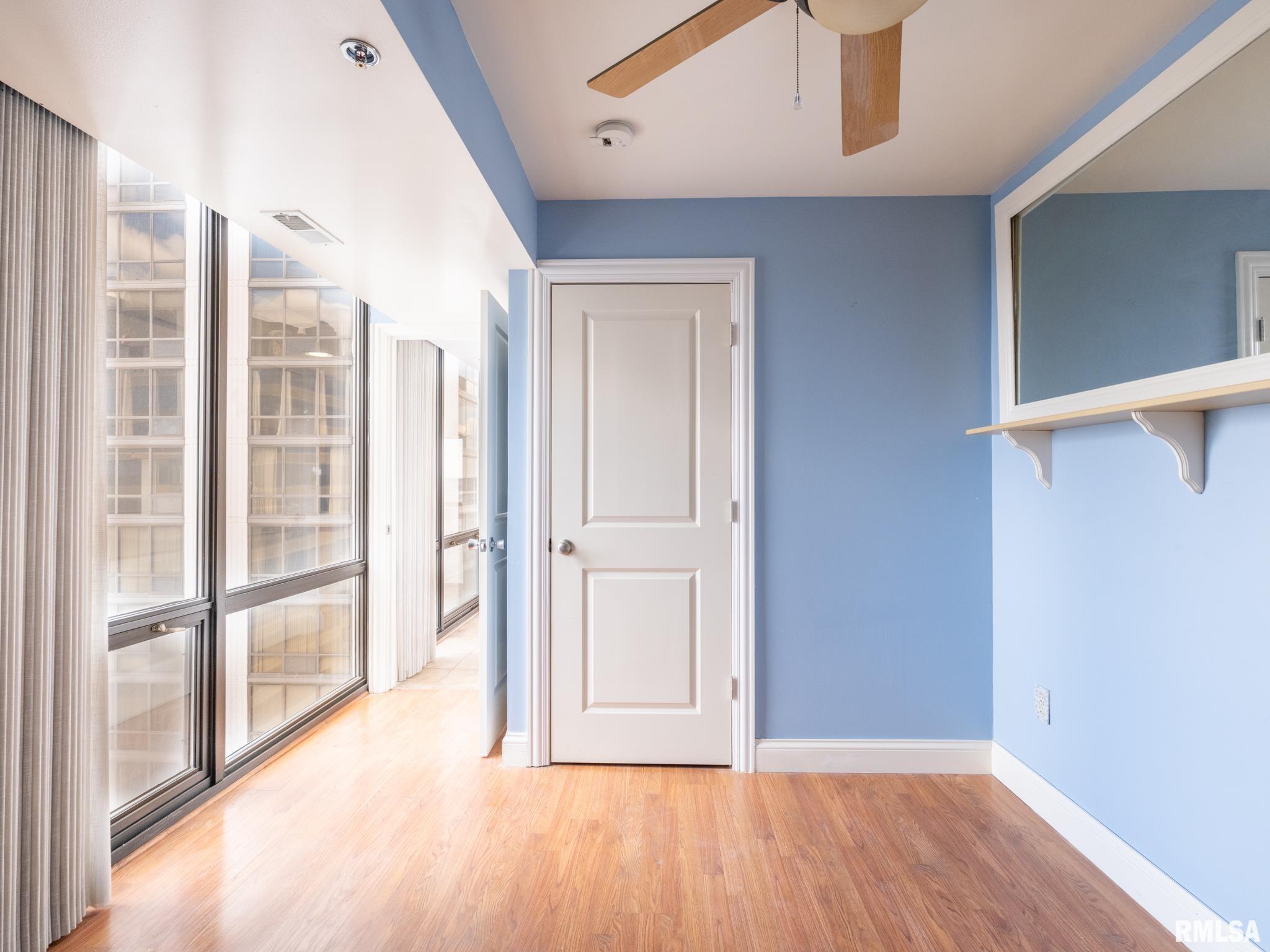 125 SW Jefferson Street #W16NE, Peoria, Illinois image 33