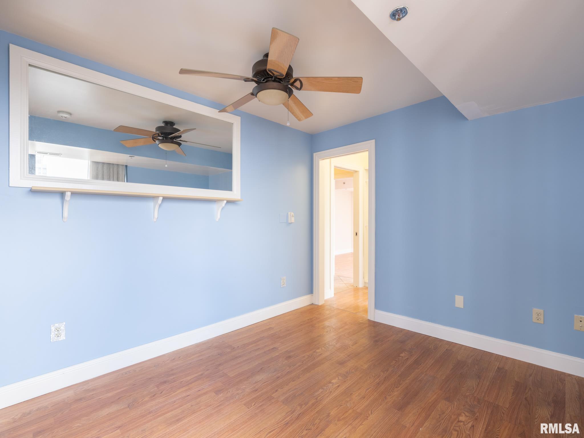 125 SW Jefferson Street #W16NE, Peoria, Illinois image 31
