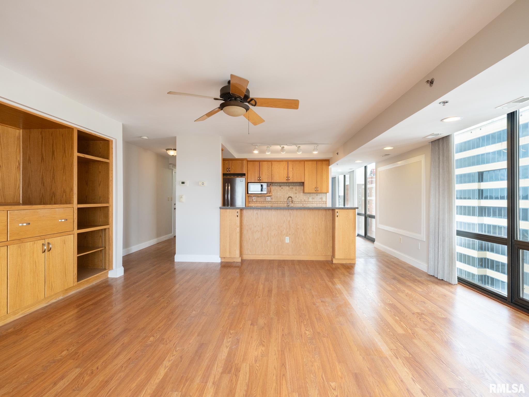 125 SW Jefferson Street #W16NE, Peoria, Illinois image 20