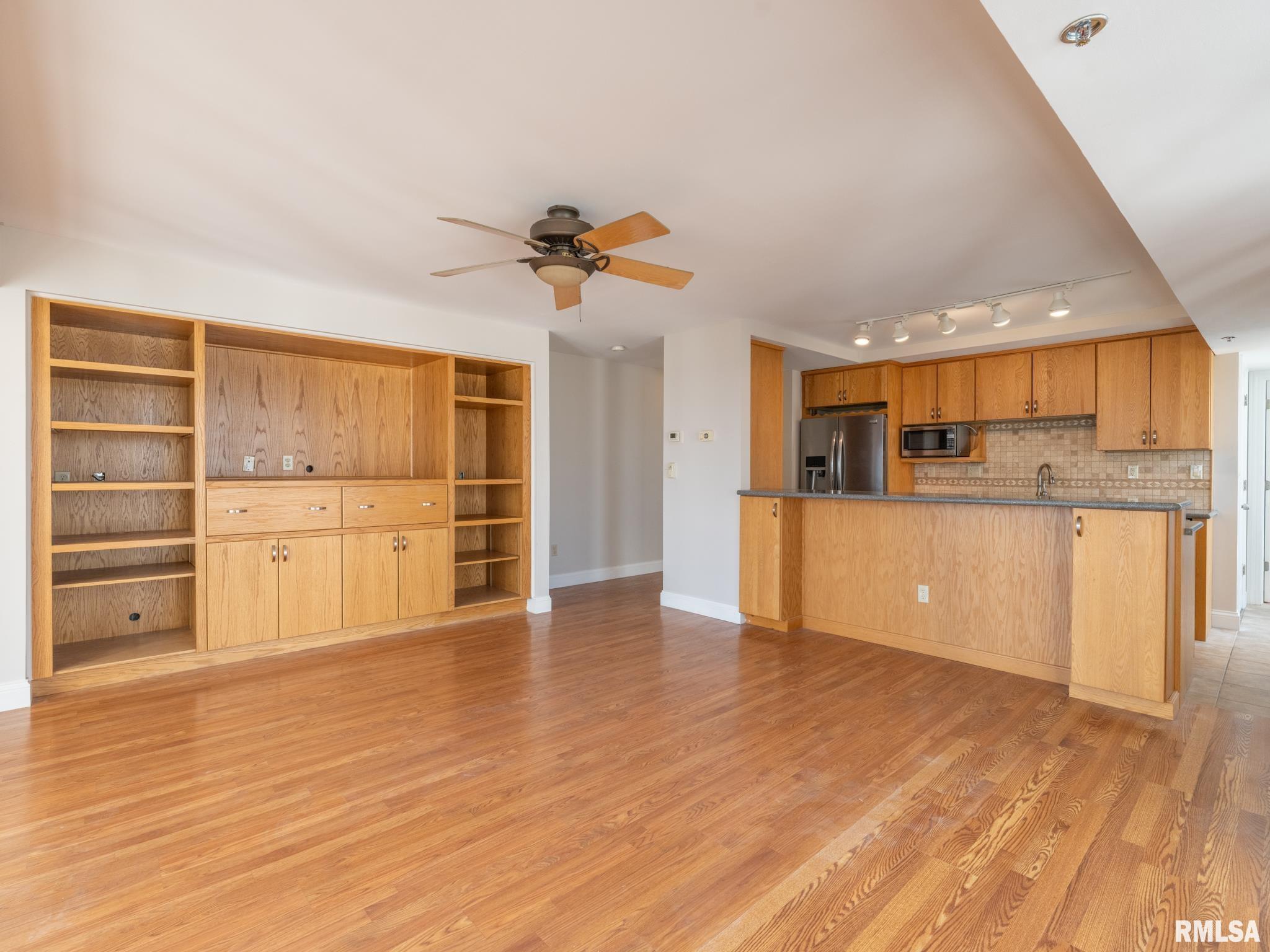 125 SW Jefferson Street #W16NE, Peoria, Illinois image 21