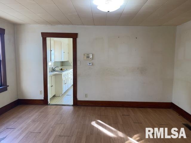 1245 E Sedgwick Street, Decatur, Illinois image 6