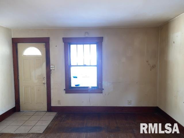 1245 E Sedgwick Street, Decatur, Illinois image 2