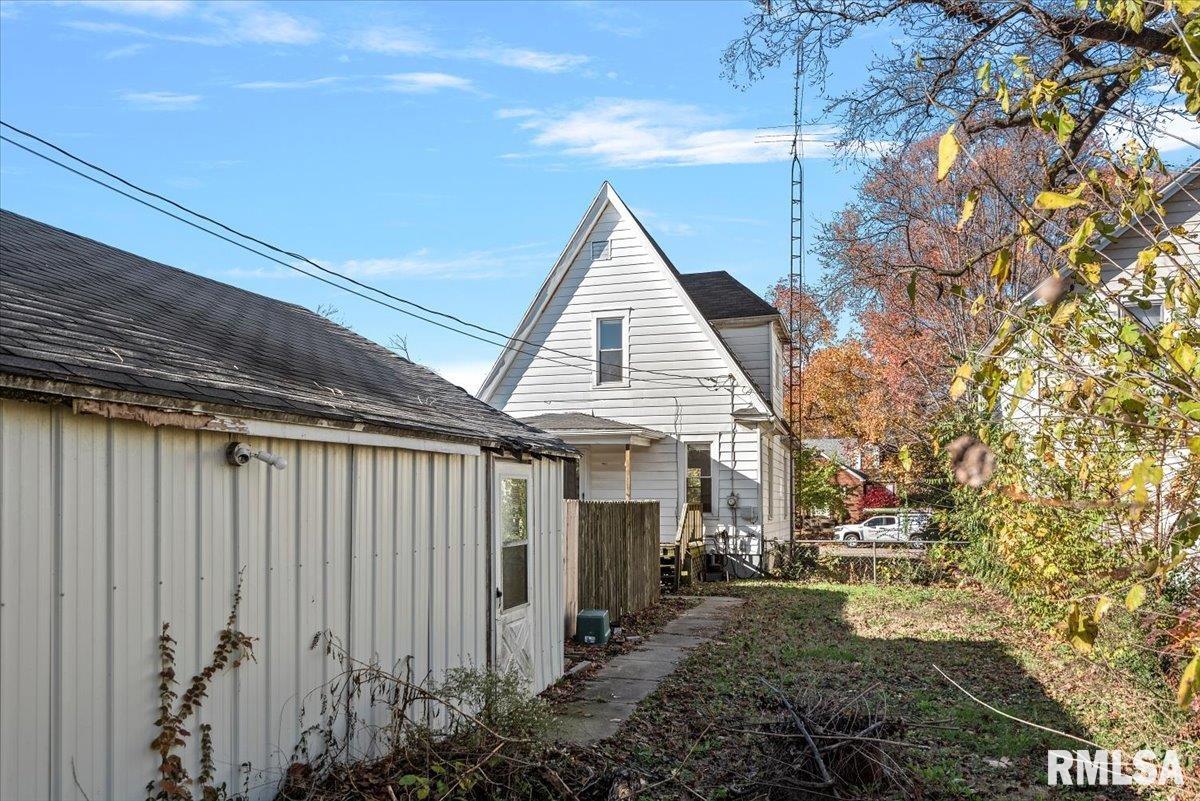 1514 S Spring Street, Springfield, Illinois image 32
