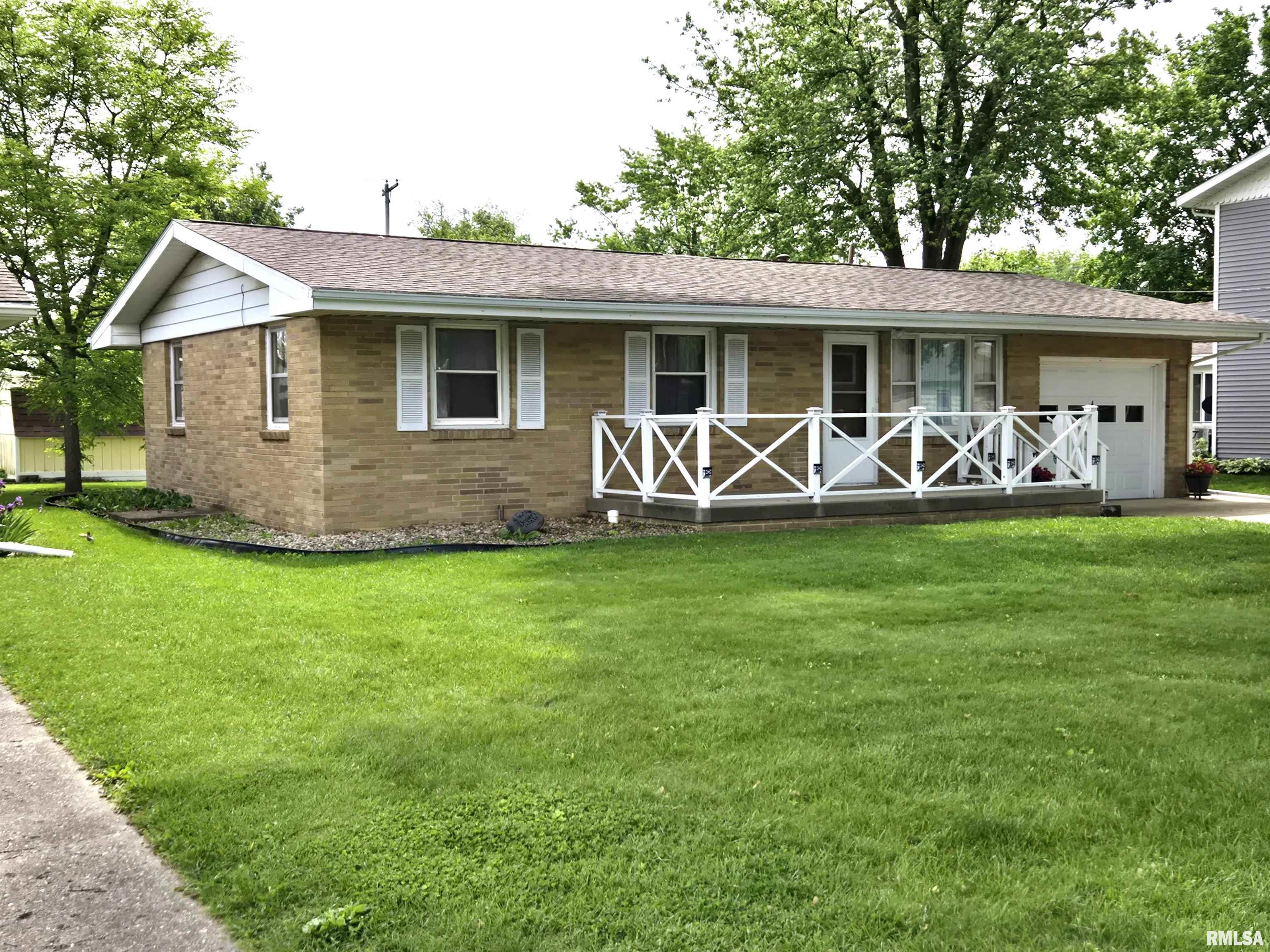 407 N 12th Avenue, Canton, Illinois image 2