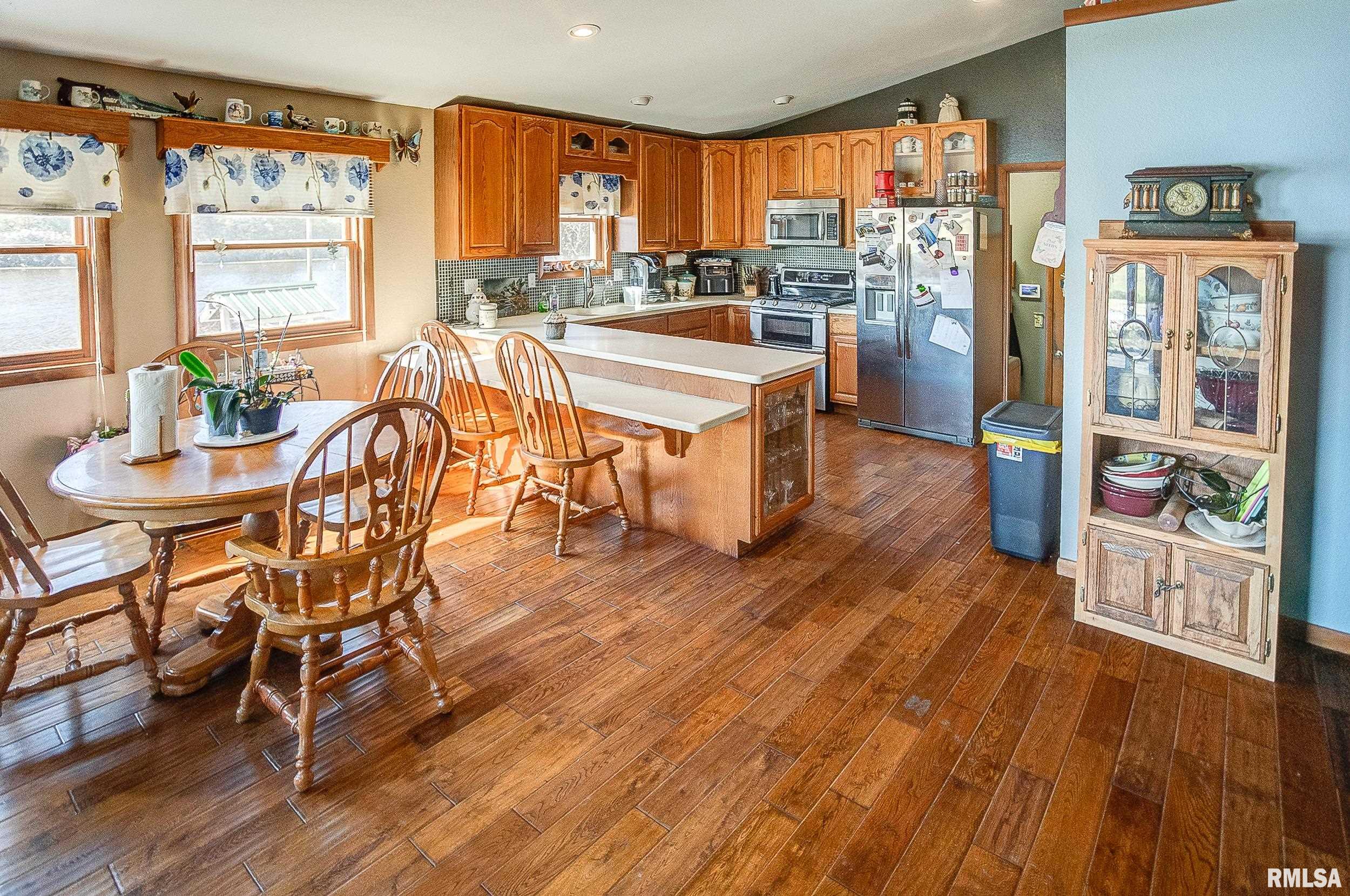 5311 E Bonnie Road, Waltonville, Illinois image 35