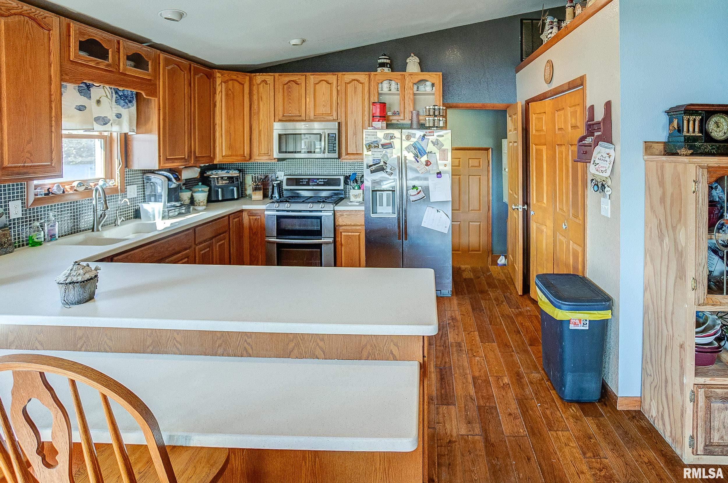 5311 E Bonnie Road, Waltonville, Illinois image 38
