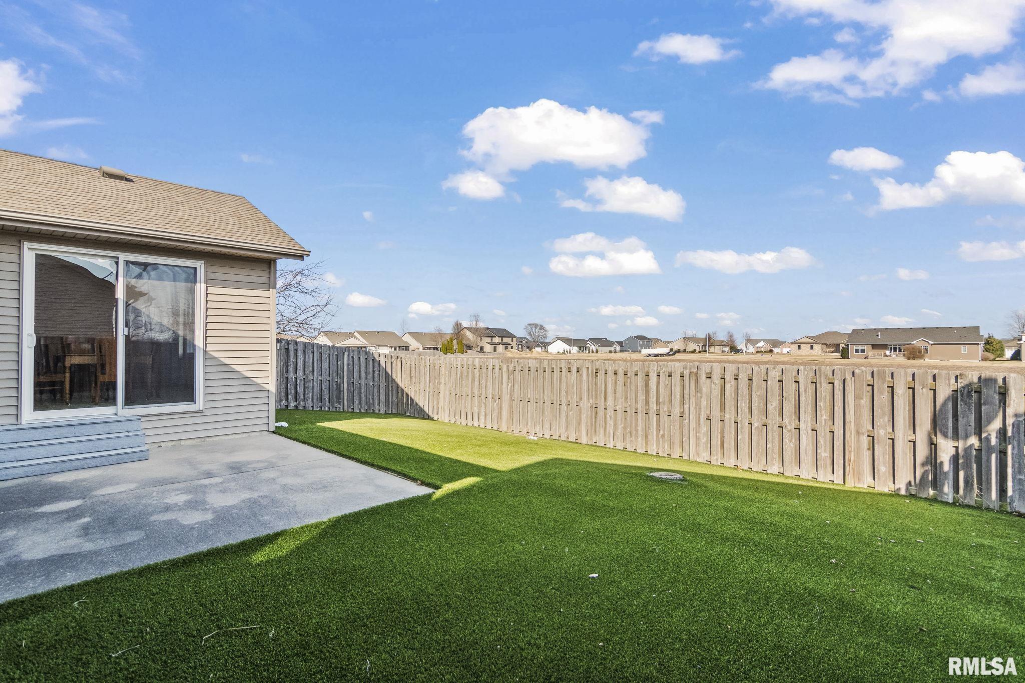 4406 Castle Pines Drive, Springfield, Illinois image 36