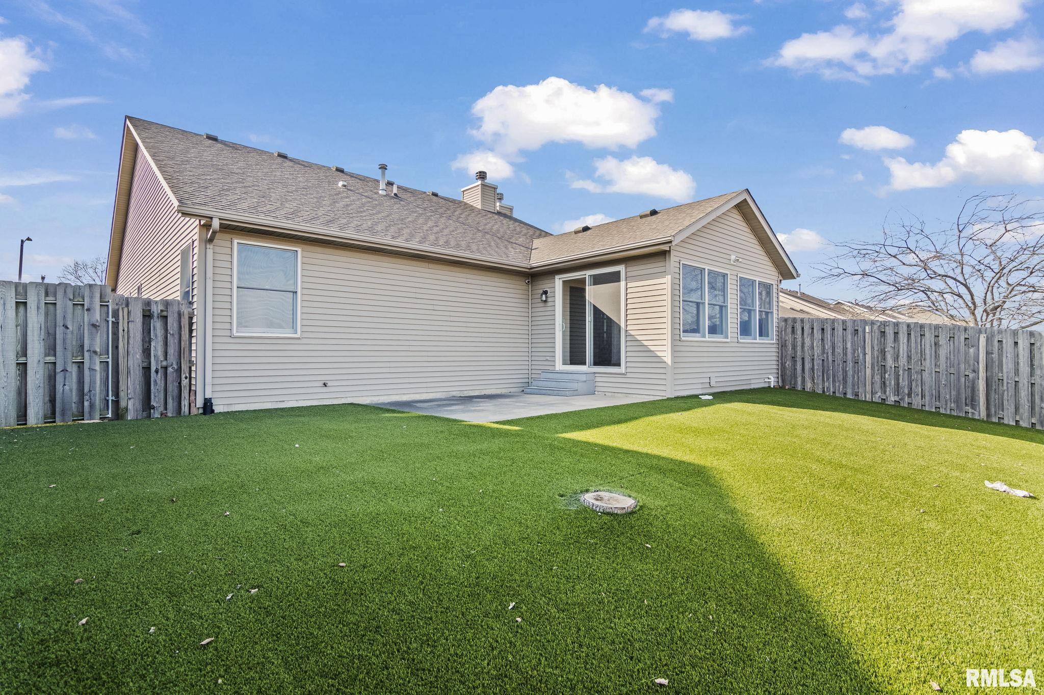 4406 Castle Pines Drive, Springfield, Illinois image 35