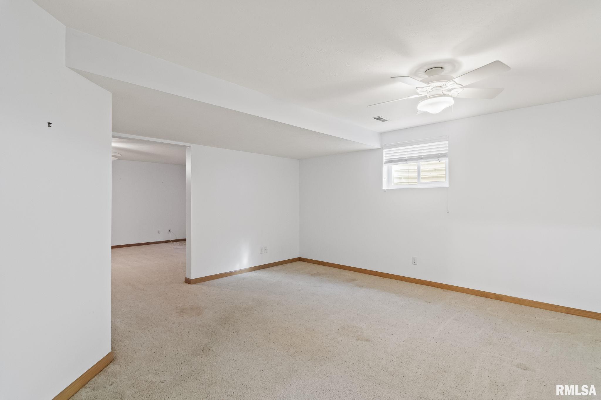 4406 Castle Pines Drive, Springfield, Illinois image 29