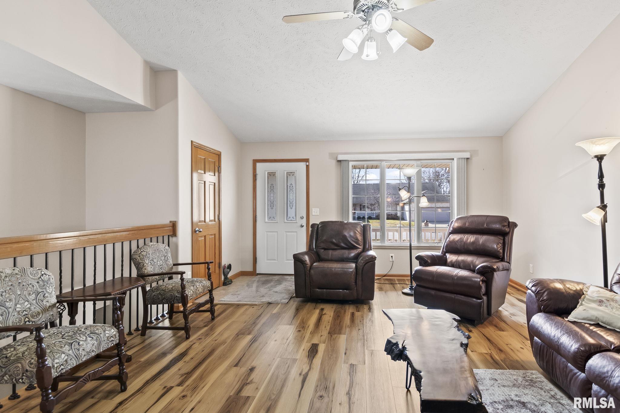 4406 Castle Pines Drive, Springfield, Illinois image 7