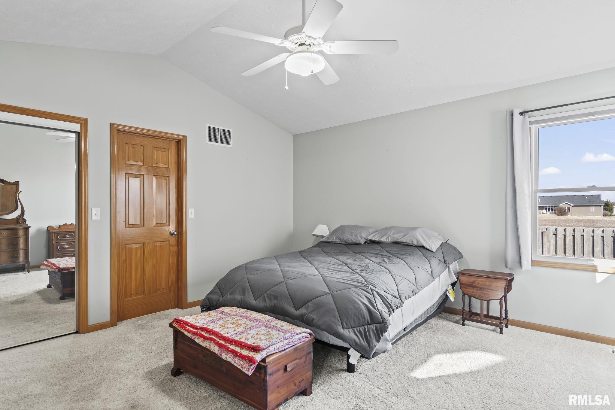 4406 Castle Pines Drive, Springfield, Illinois image 18