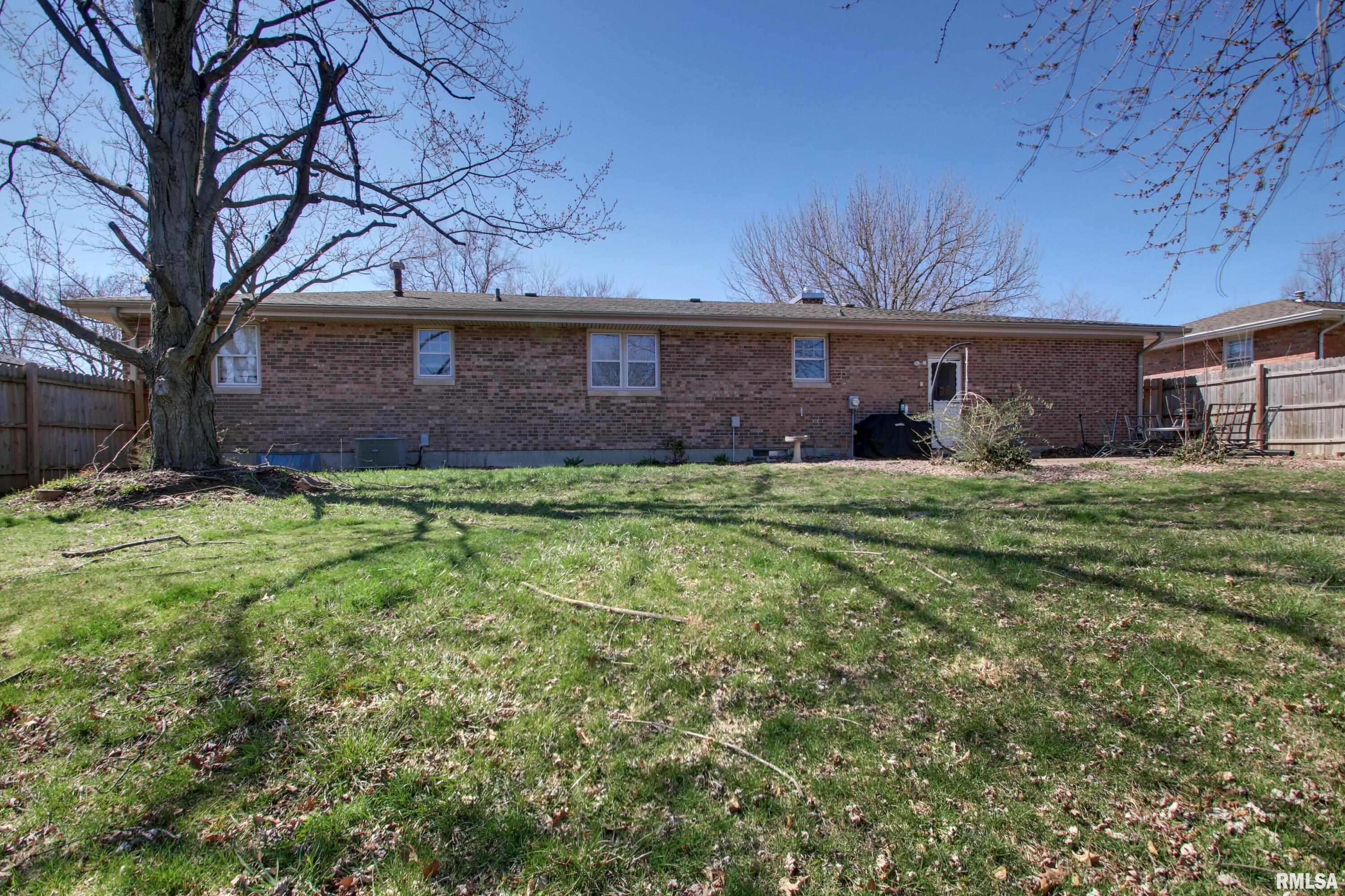 1523 S 28th Street, Quincy, Illinois image 24