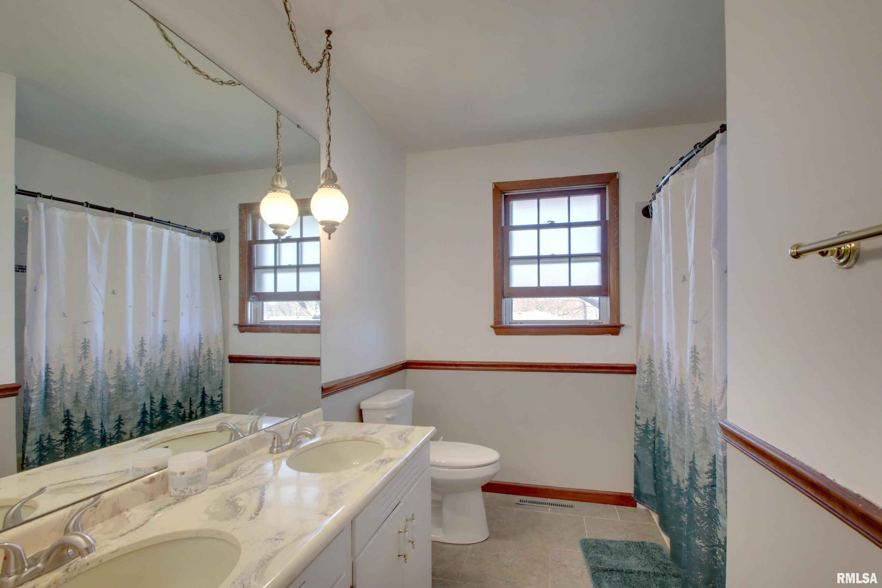 1523 S 28th Street, Quincy, Illinois image 17