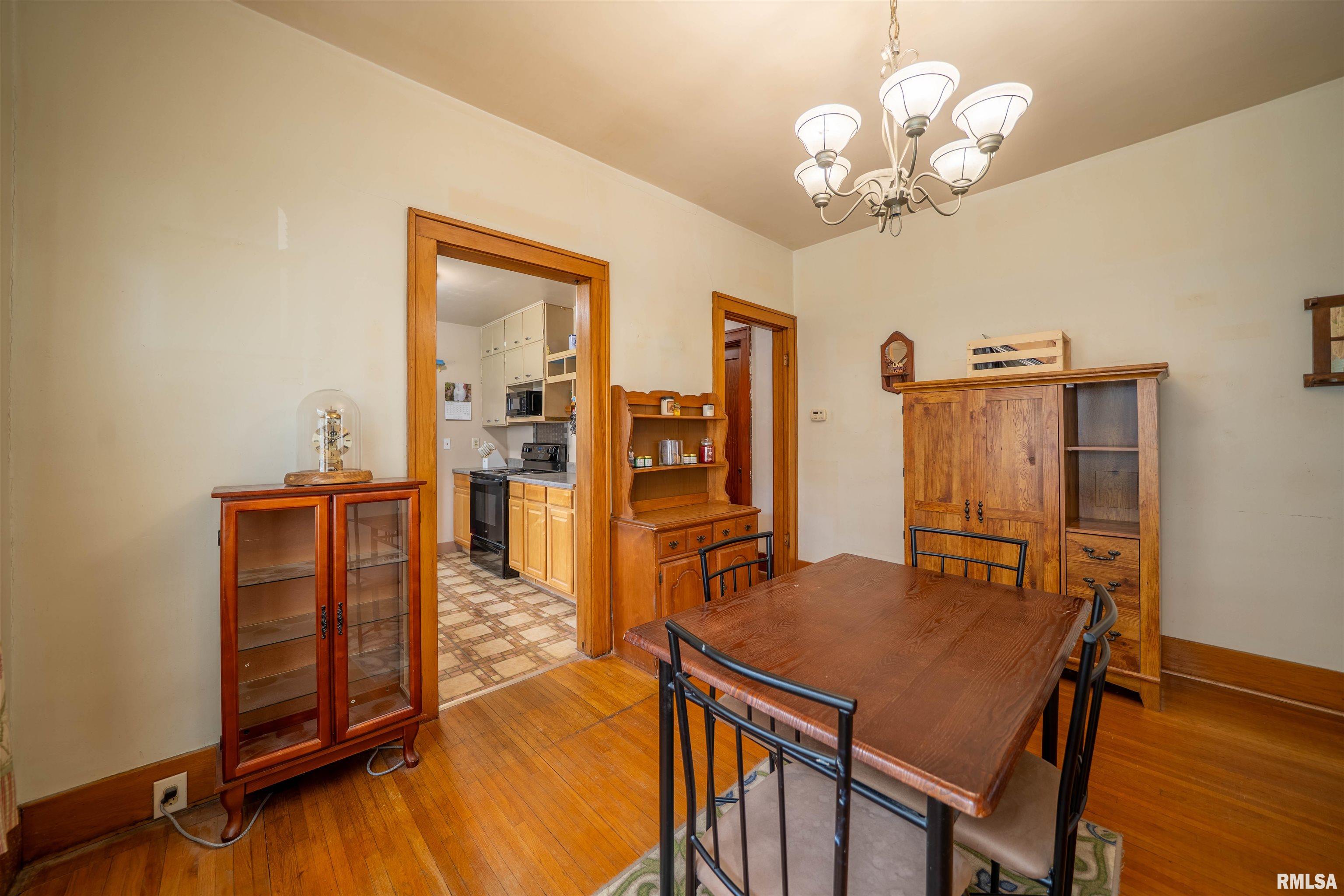602 W Adams Street, Abingdon, Illinois image 19