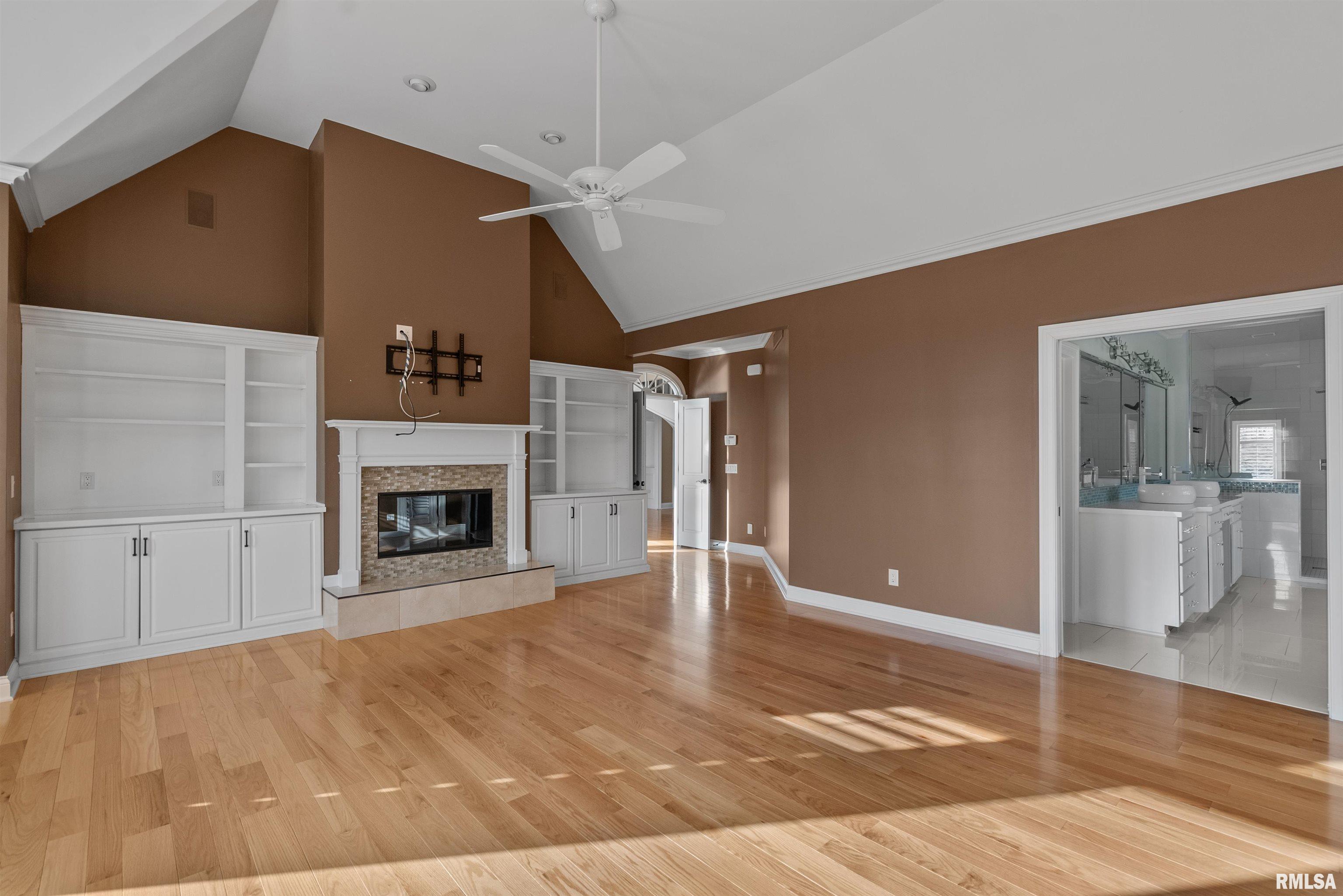 6202 Crow Valley Drive, Bettendorf, Iowa image 36