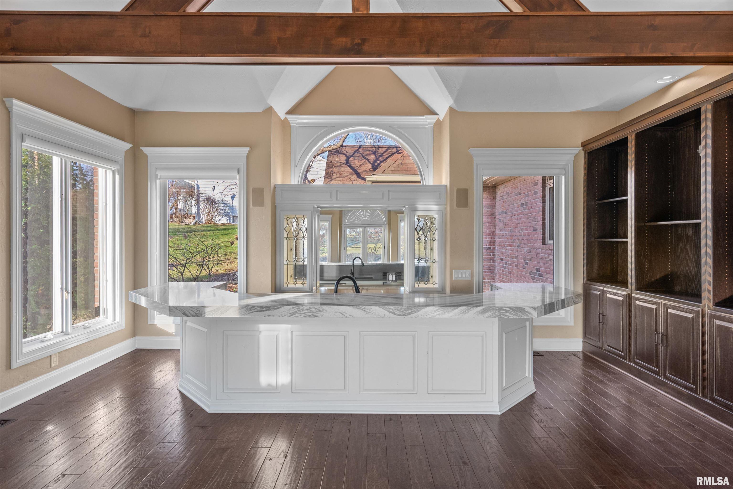6202 Crow Valley Drive, Bettendorf, Iowa image 31