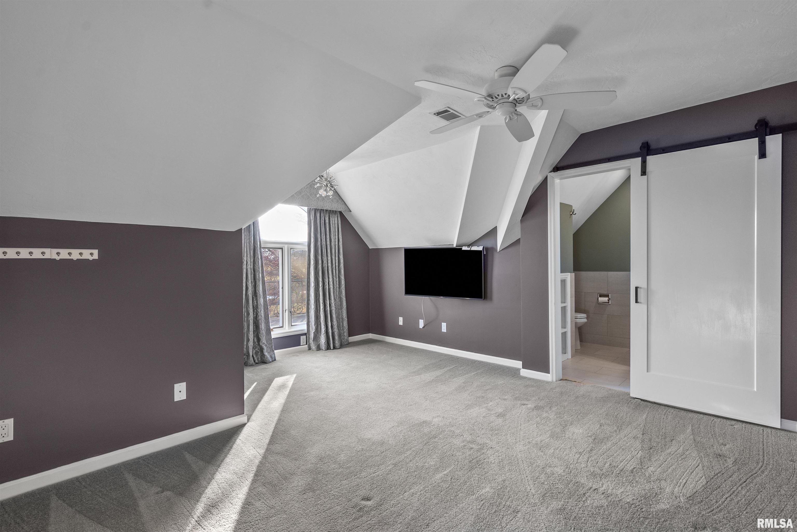 6202 Crow Valley Drive, Bettendorf, Iowa image 39