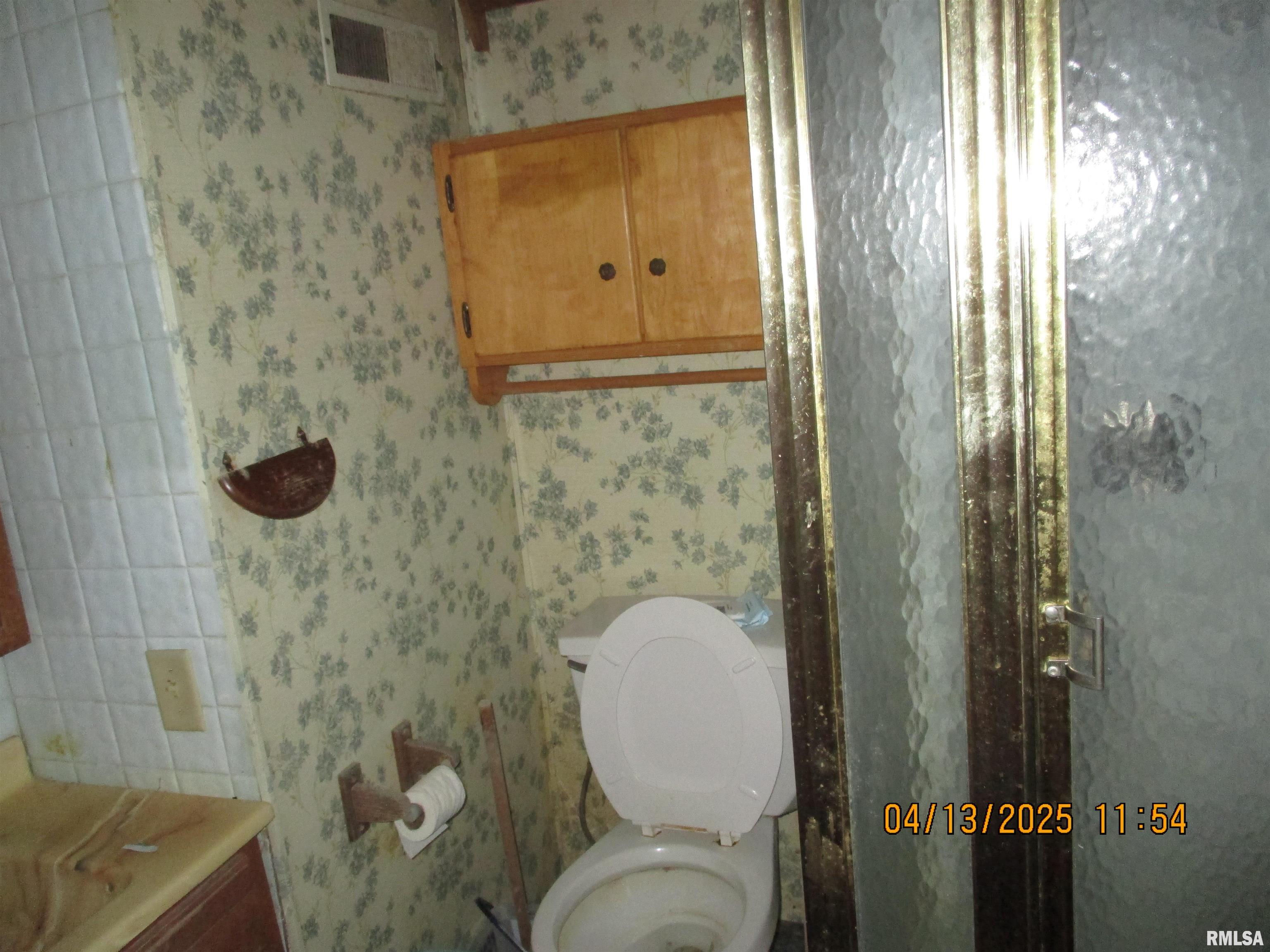 229 S James Street, Centralia, Illinois image 12