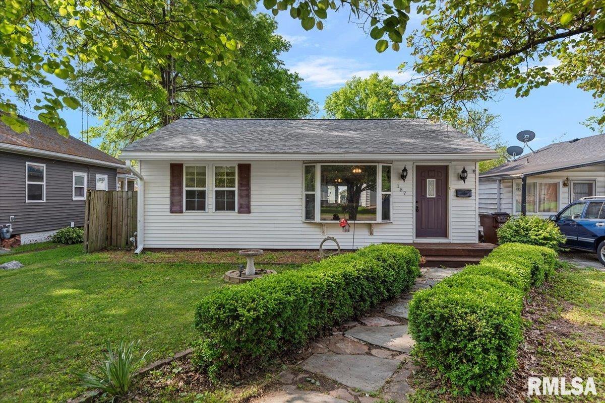 157 E Monroe Street, Auburn, Illinois image 1