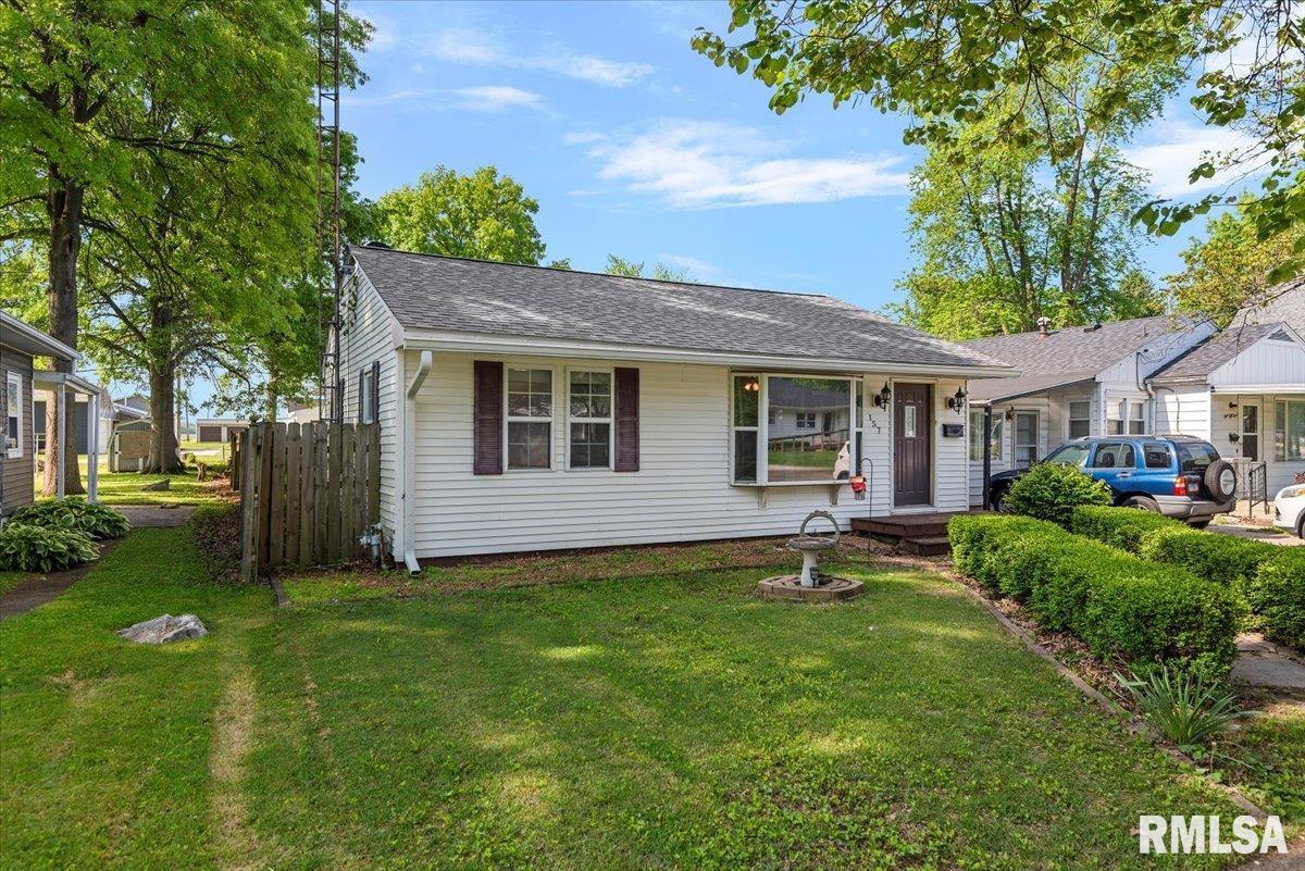 157 E Monroe Street, Auburn, Illinois image 3