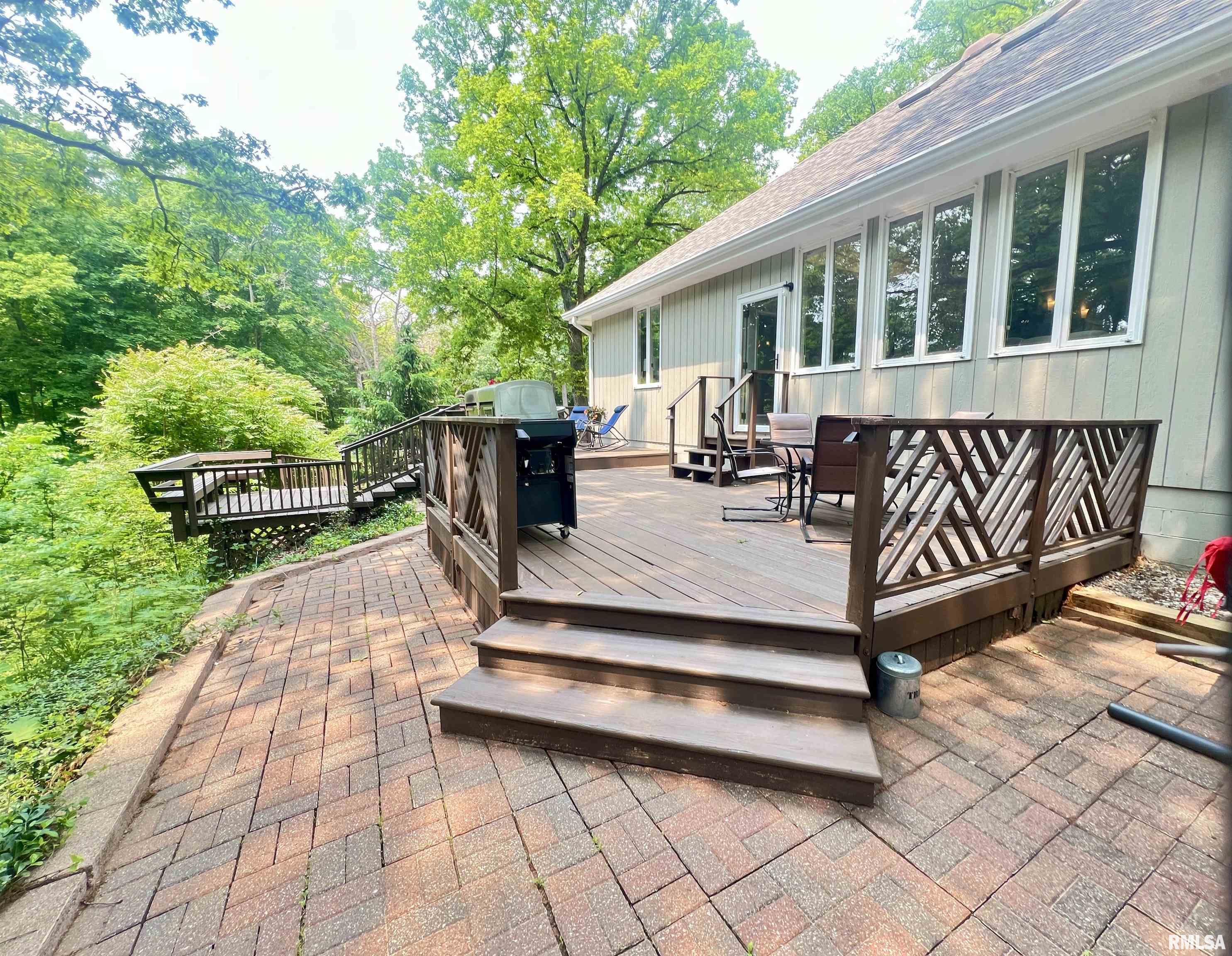 283 Old Germantown Road, East Peoria, Illinois image 8