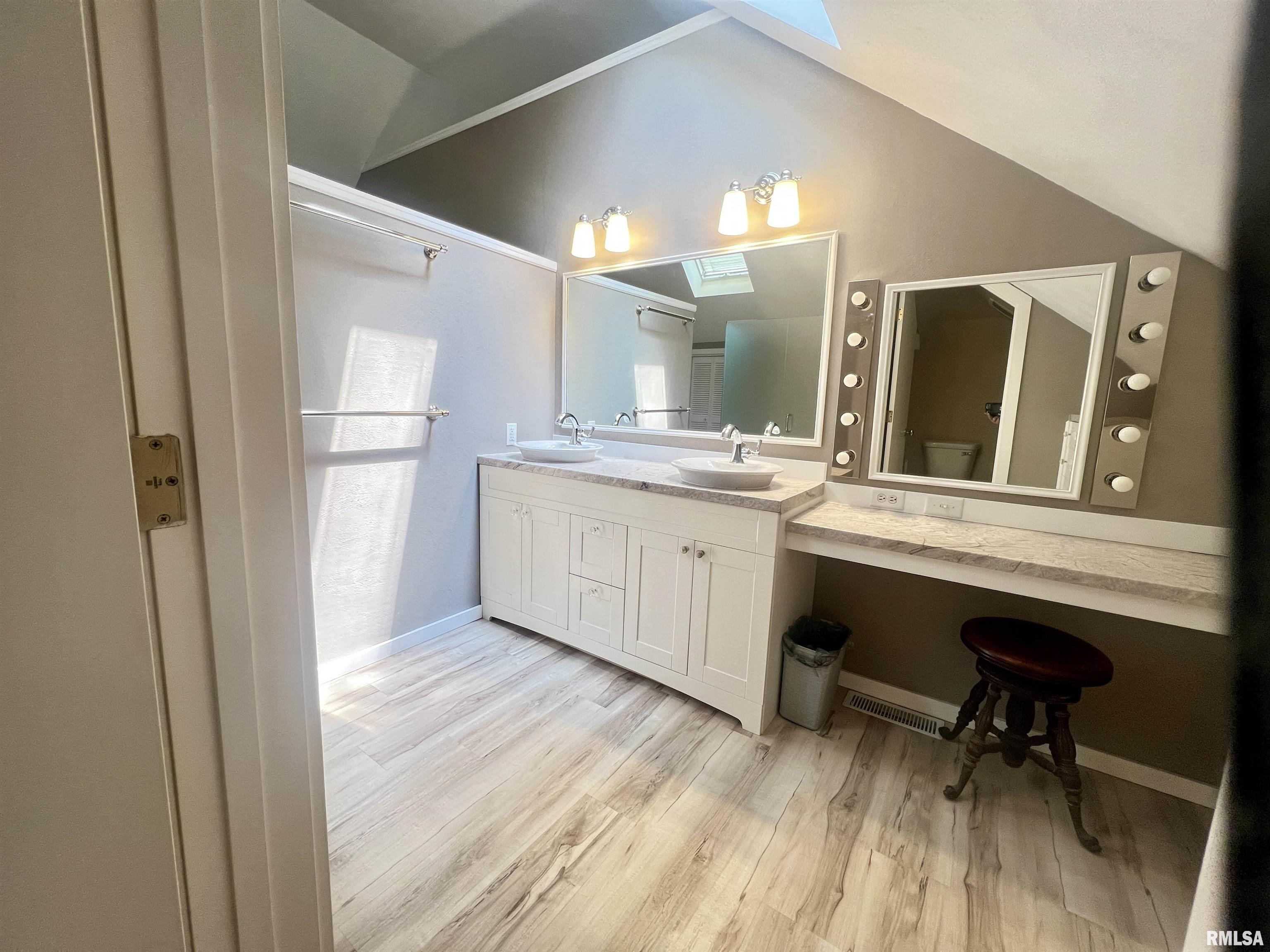 283 Old Germantown Road, East Peoria, Illinois image 23