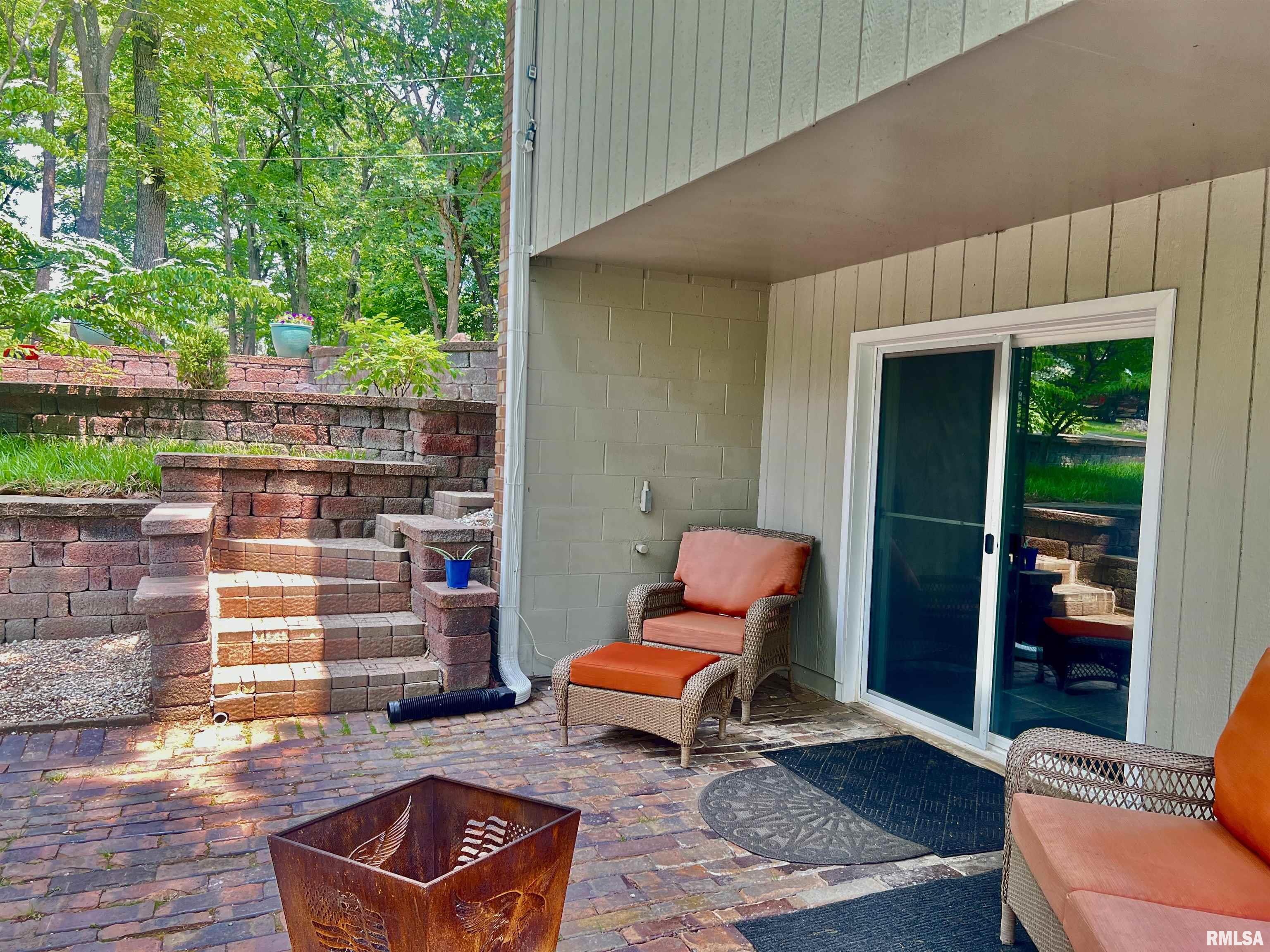 283 Old Germantown Road, East Peoria, Illinois image 5